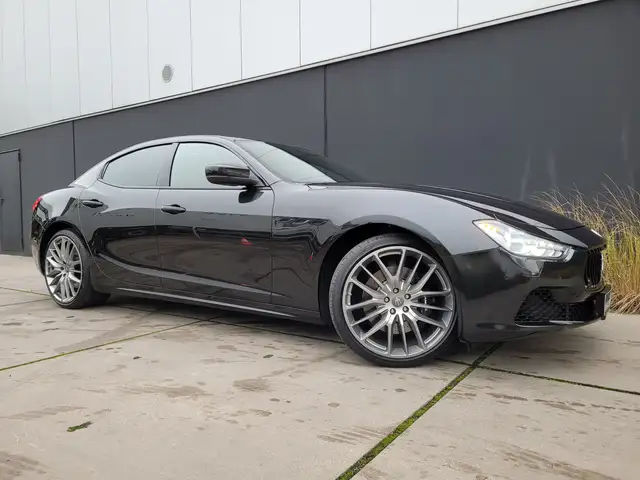 Maserati Ghibli AUT. S Q4 *B&W SOUND*MEMORY*KEYLESS*CAMERA*21"ALU*