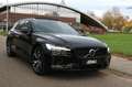 Volvo V60 2.0 T8 Ultra Dark Plug-in Hybrid AWD R-Line 455Pk Schwarz - thumbnail 2