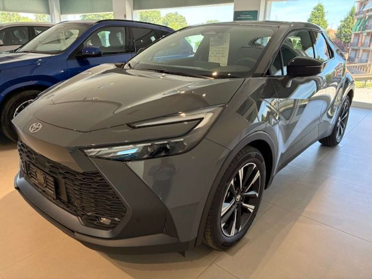 Toyota C-HR C-HR 1.8 hev Trend fwd e-cvt - KM ZERO!