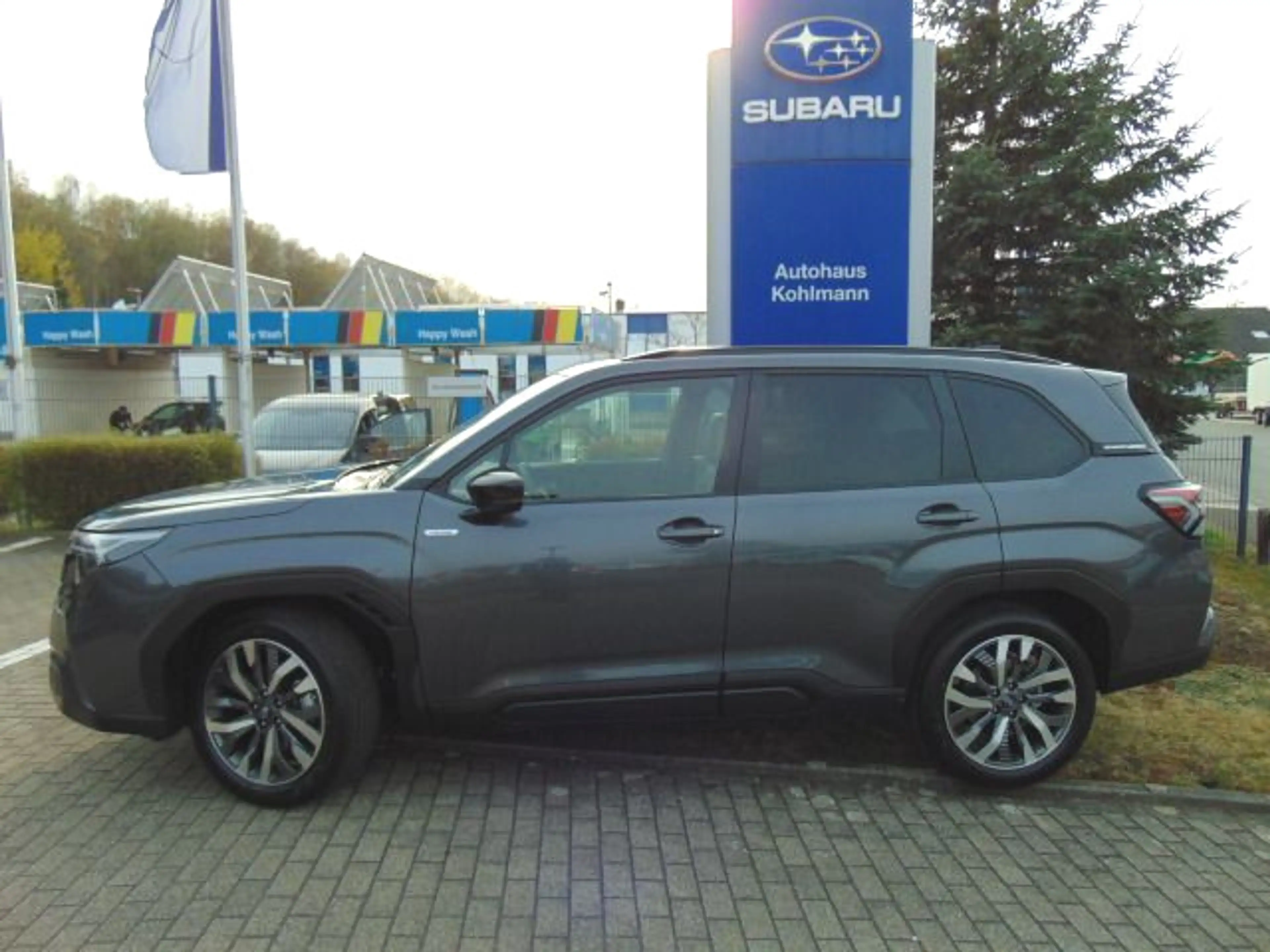 Subaru Forester 2.0 ie Platinum Leder Navi PGSD 360° — photo 3