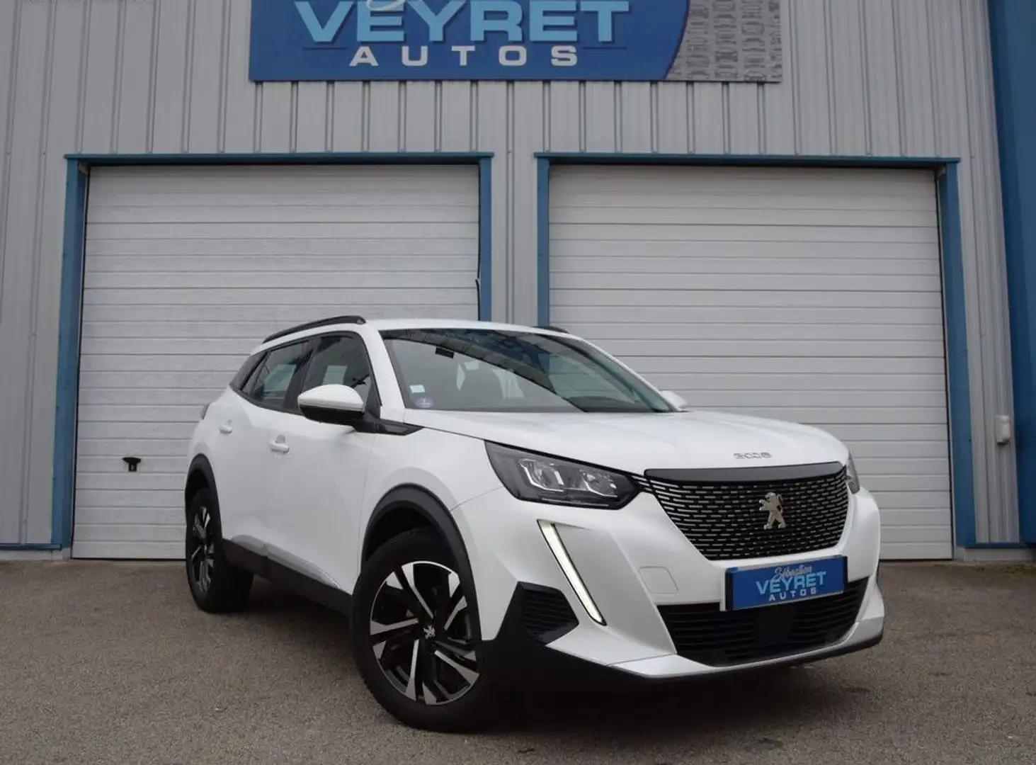 Peugeot 2008 1.2 Puretech 130 ALLURE S&S Blanc - 1