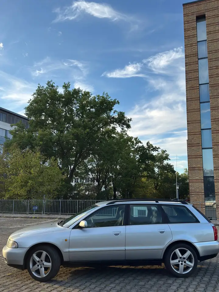 Audi A4 Avant 1.8, foto 8
