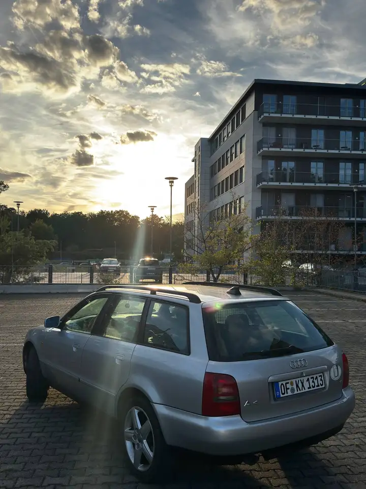 Audi A4 Avant 1.8, foto 7