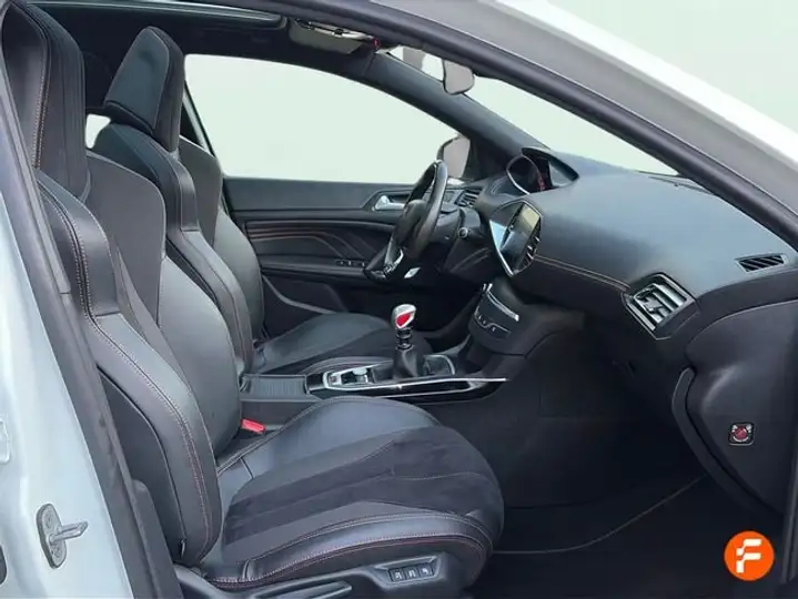 Peugeot 308 2020, foto 13