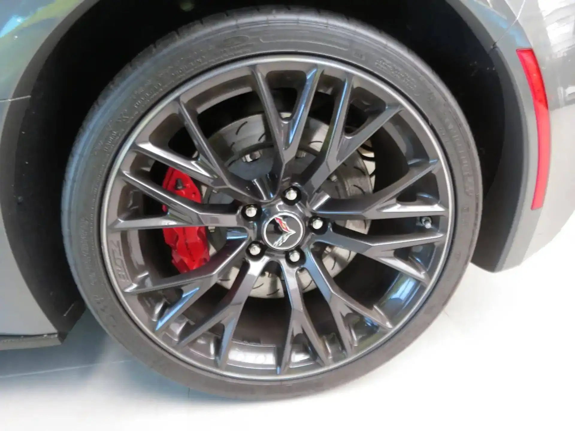 Chevrolet Corvette 6.2 V8 2016 은색 사진 6