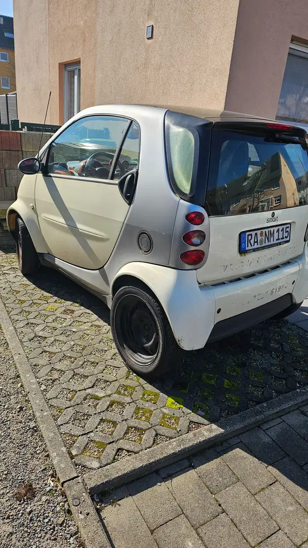smart forTwo smart (Motorschaden)Ideal für Ersatzteile Beige - 1