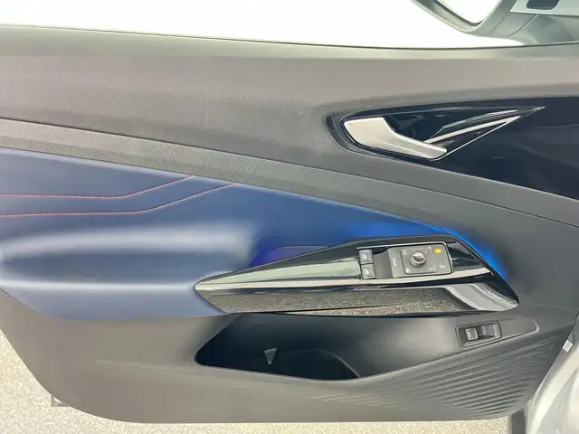 Volkswagen Id.4 view 10