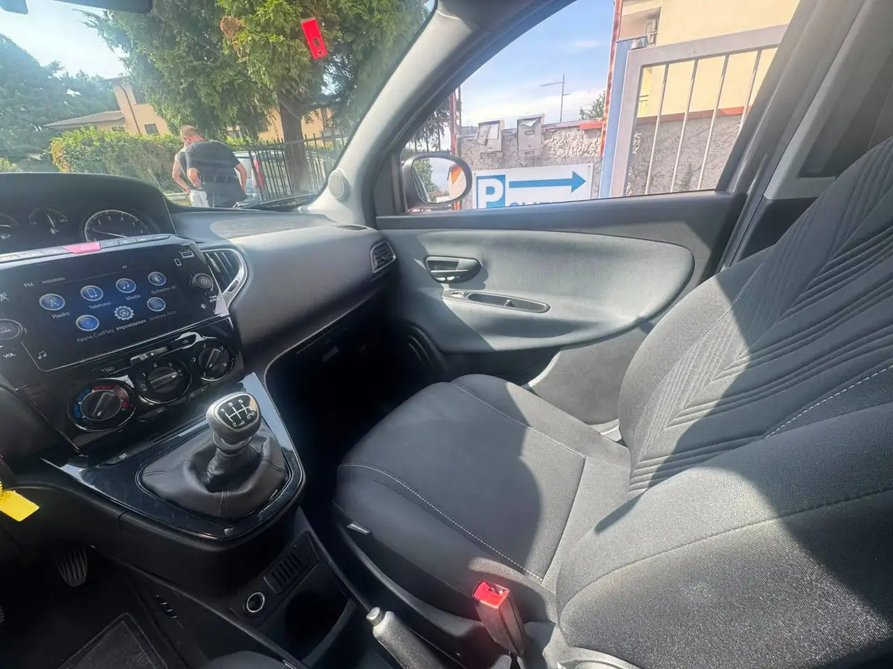Lancia Ypsilon 2022 — фото 10