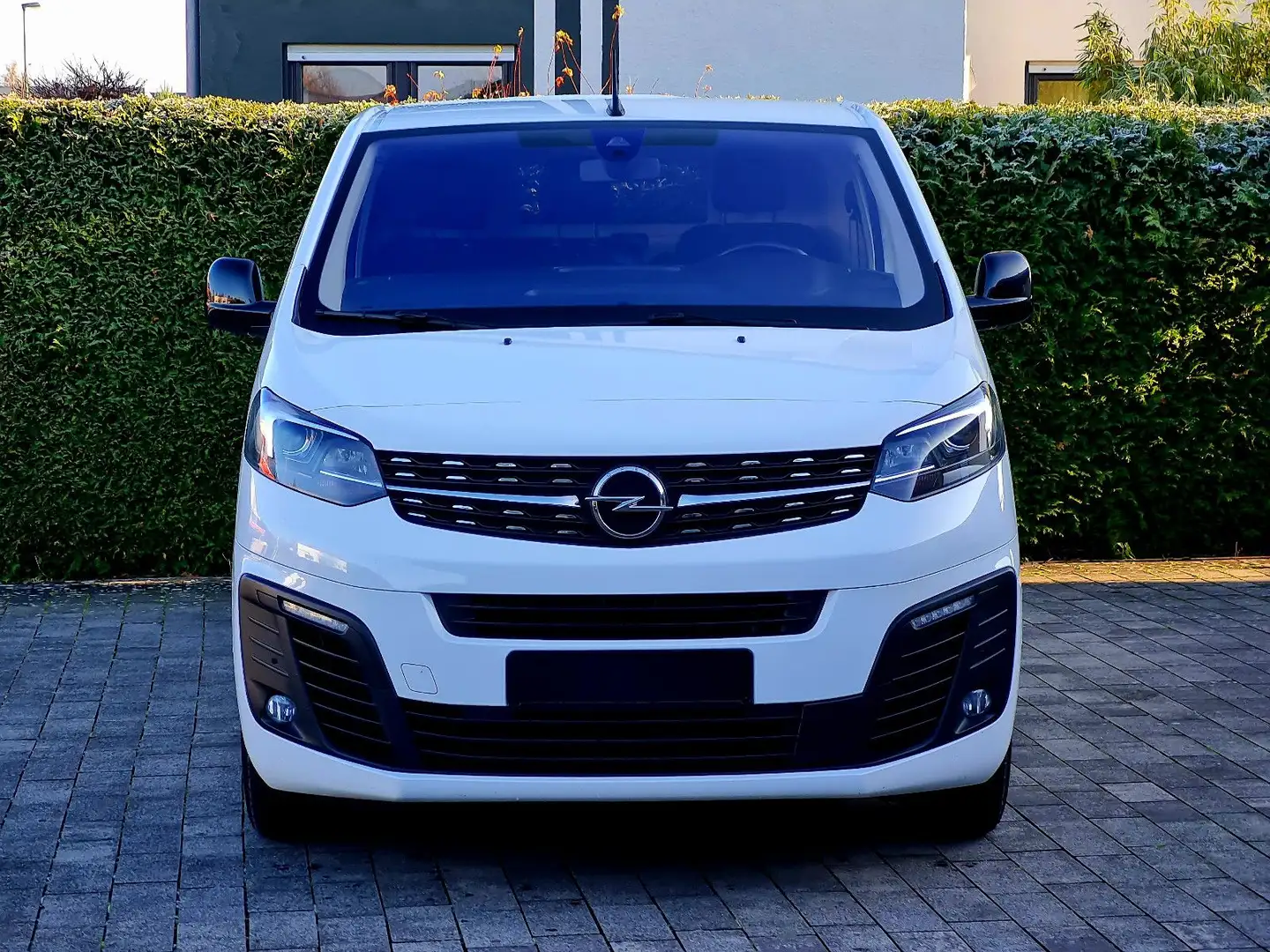 Opel Vivaro Kasten Elegance M (Automatik, Kamera, SH) Bianco - 2