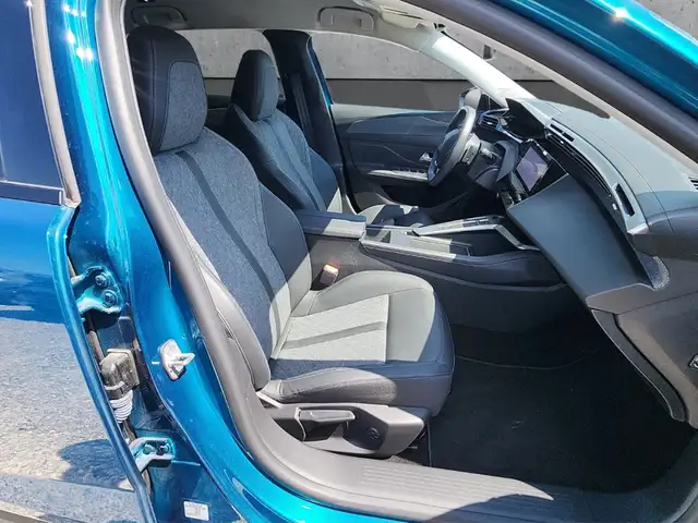 Peugeot 408 view 13