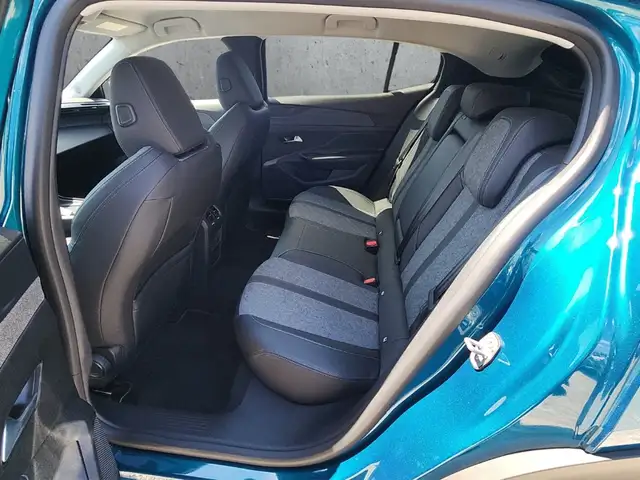 Peugeot 408 view 8