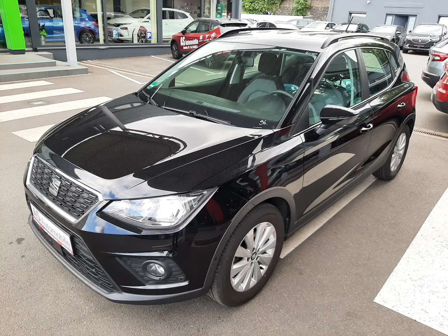 SEAT Arona Style *Ihr Seat Vertragspartner* Schwarz - 1