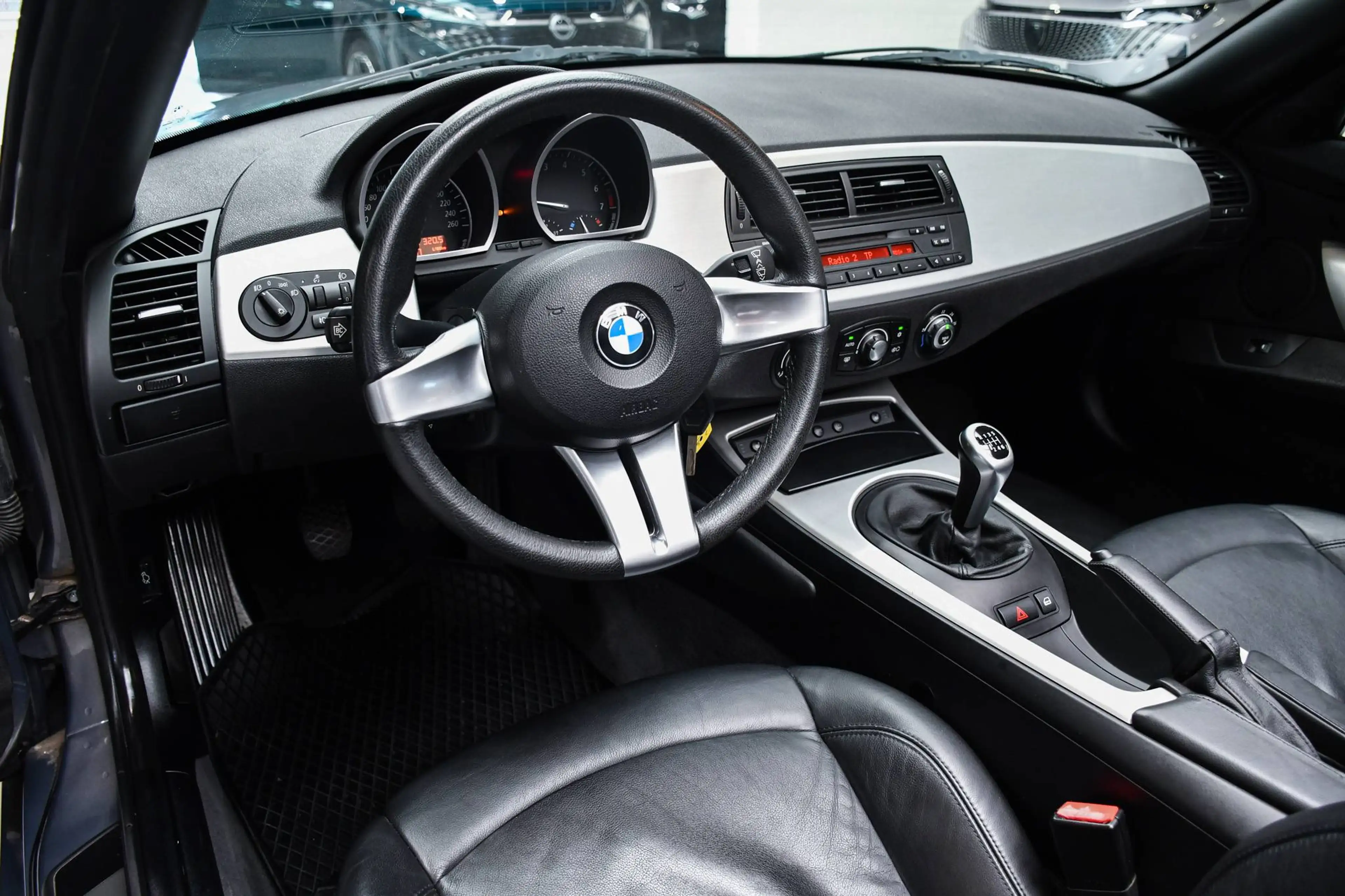 BMW Z4 Z4 2.0i Cabriolet - LEDER / ZETELVERWARMING / CC / AIRCO — photo 8