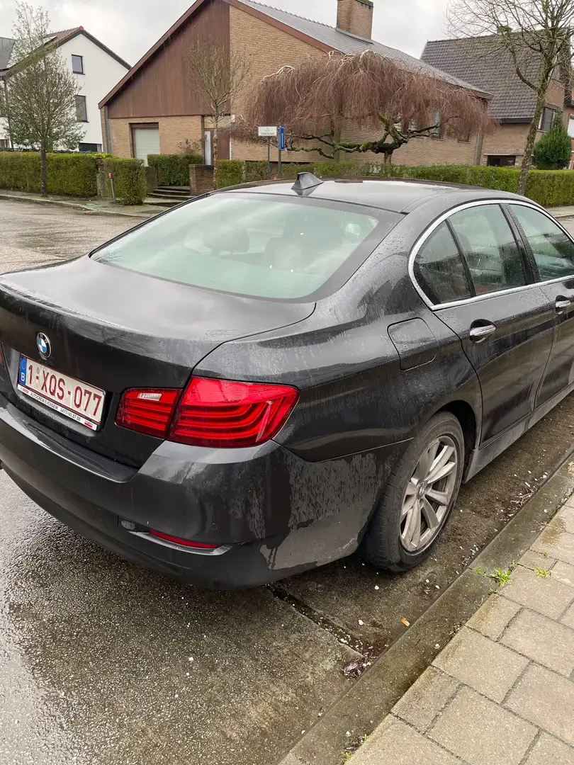 BMW 518 518d Touring Zwart - 2