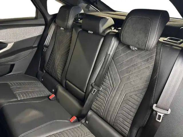 Peugeot 3008 view 9