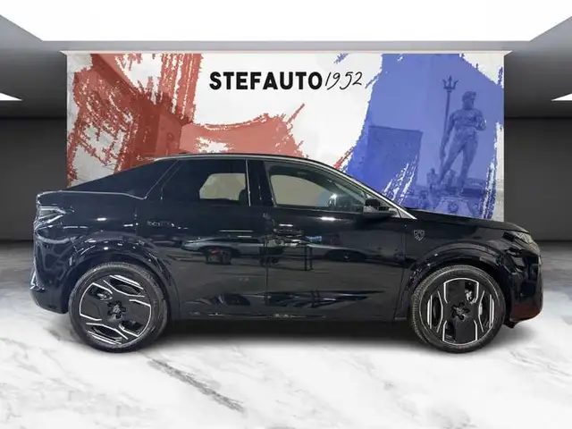 Peugeot 3008 view 2