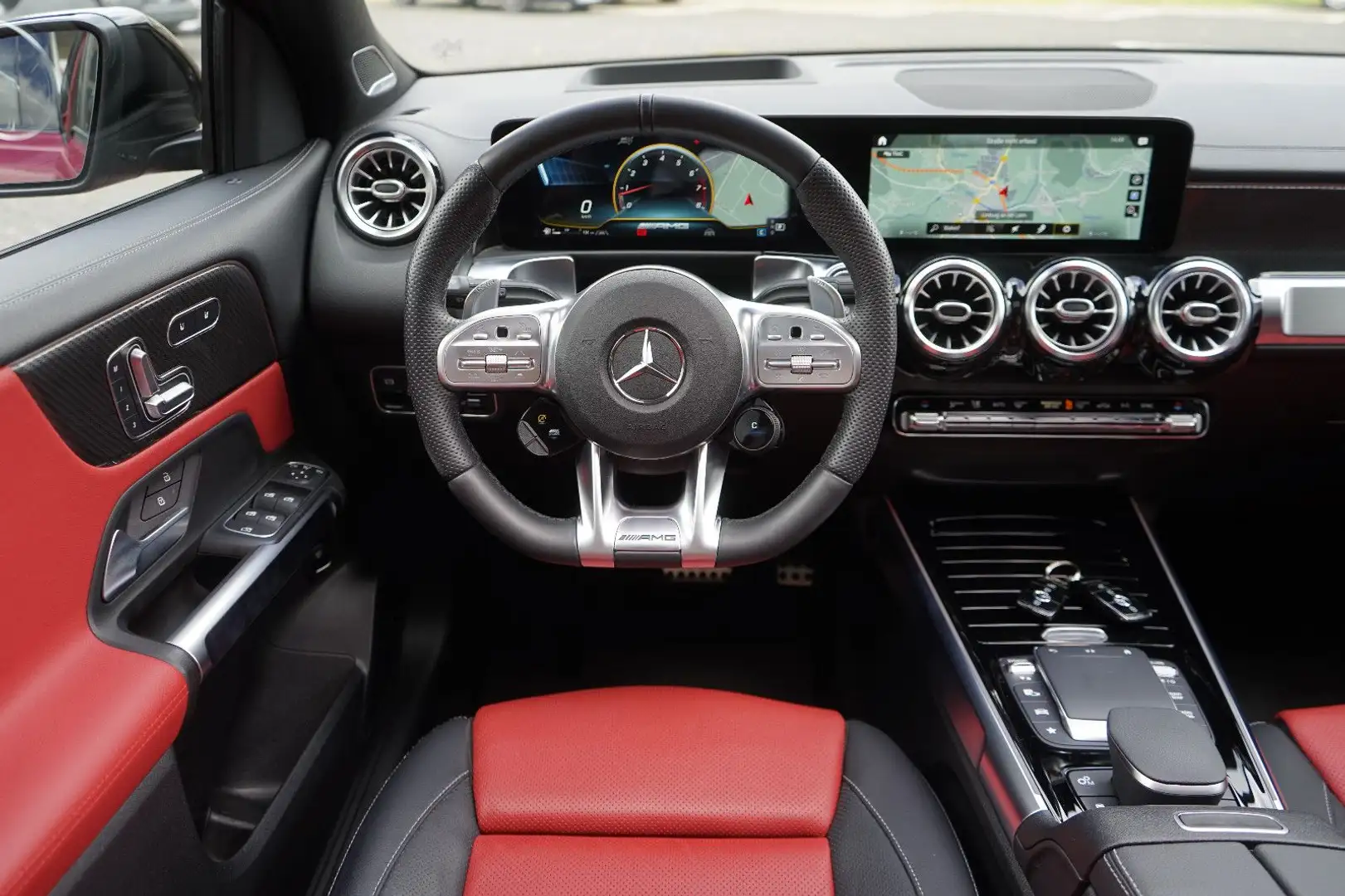 Mercedes-Benz GLB 35 AMG 4M*Night*Manufaktur*Head*360*Distr*SD Rouge - 2
