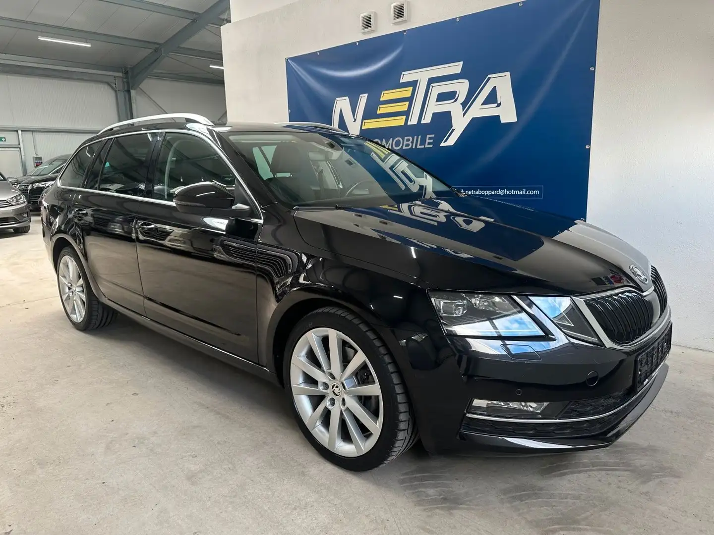 Skoda Octavia Combi Style*ACC*PDC*NAVI*CAR-PLAY* Noir - 2