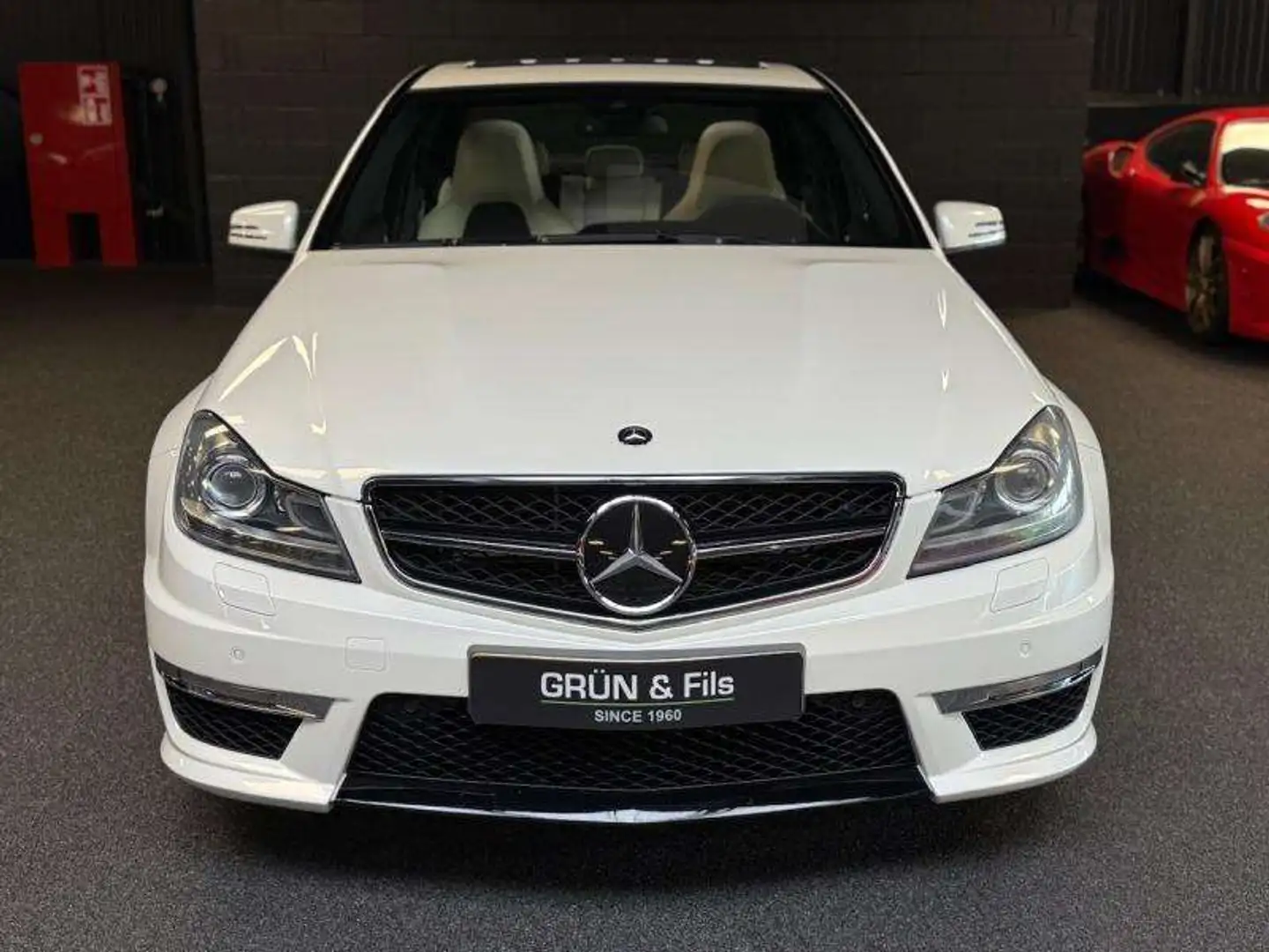 Mercedes-Benz C 63 AMG Pack Performance Plus Blanc - 2