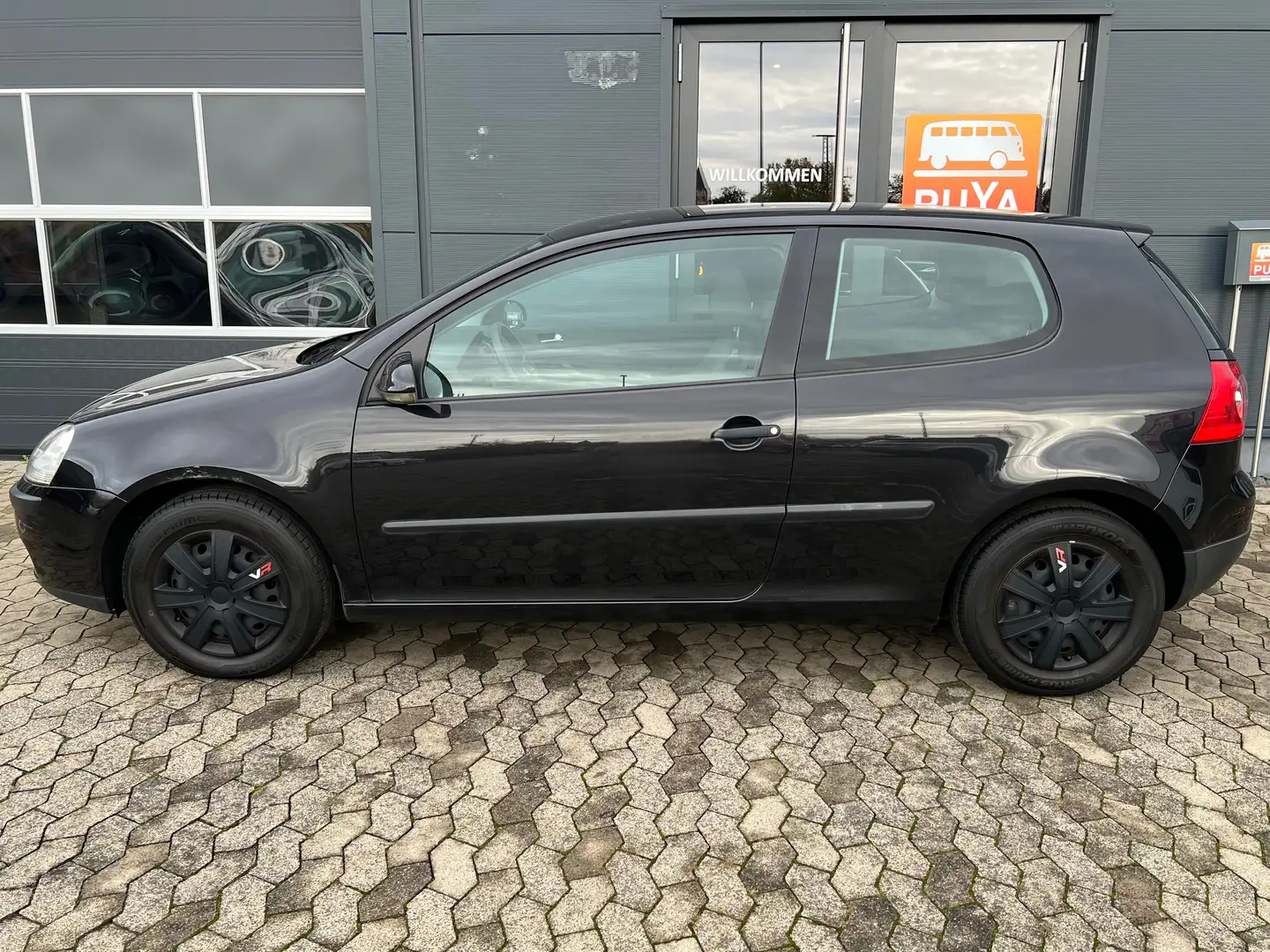 Volkswagen Golf Trendline Noir - 2