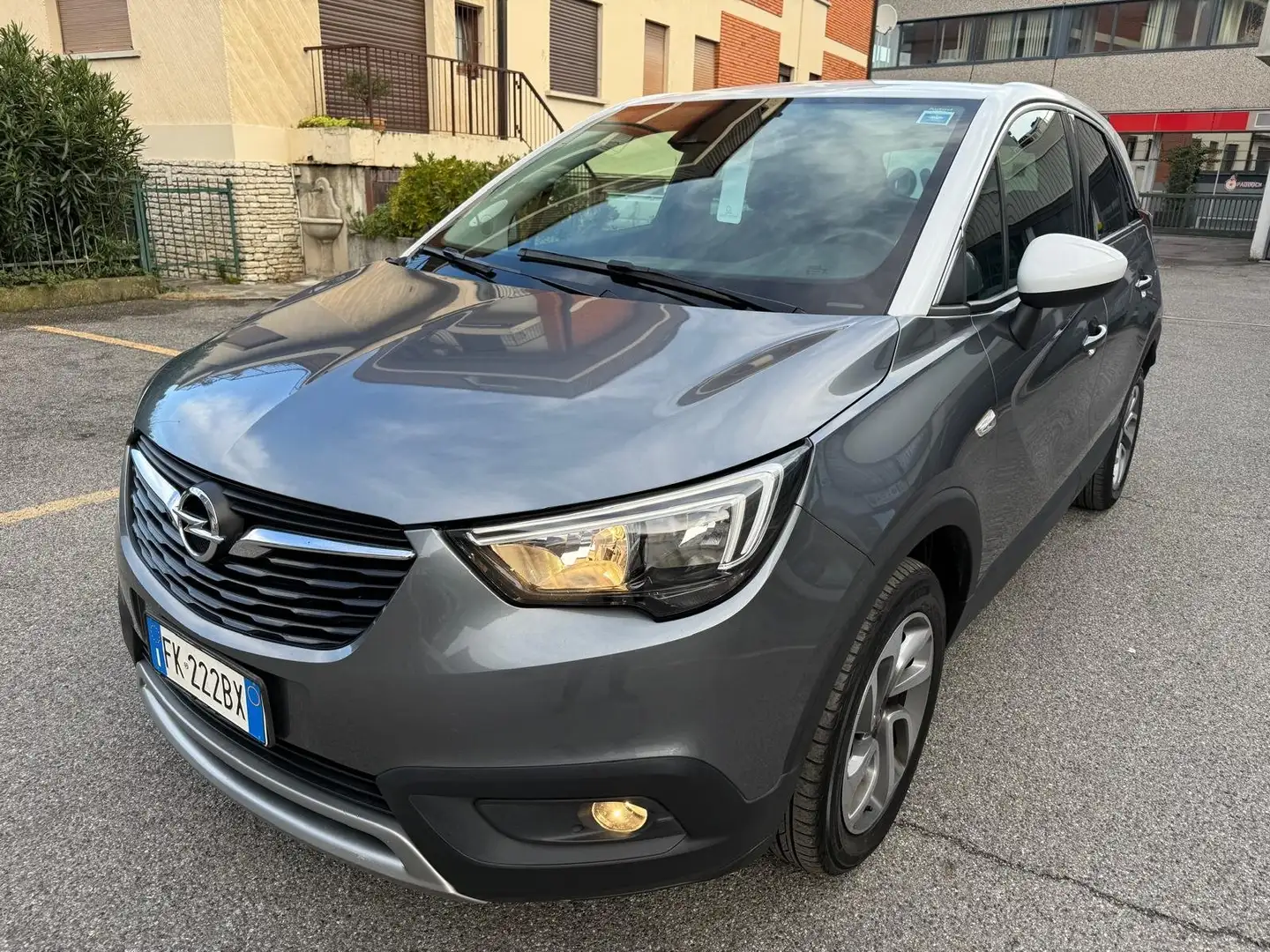 Opel Crossland X 1.2 Innovation *KM 73000 / OK NUOVI NEOPATENTATI* Grigio - 1
