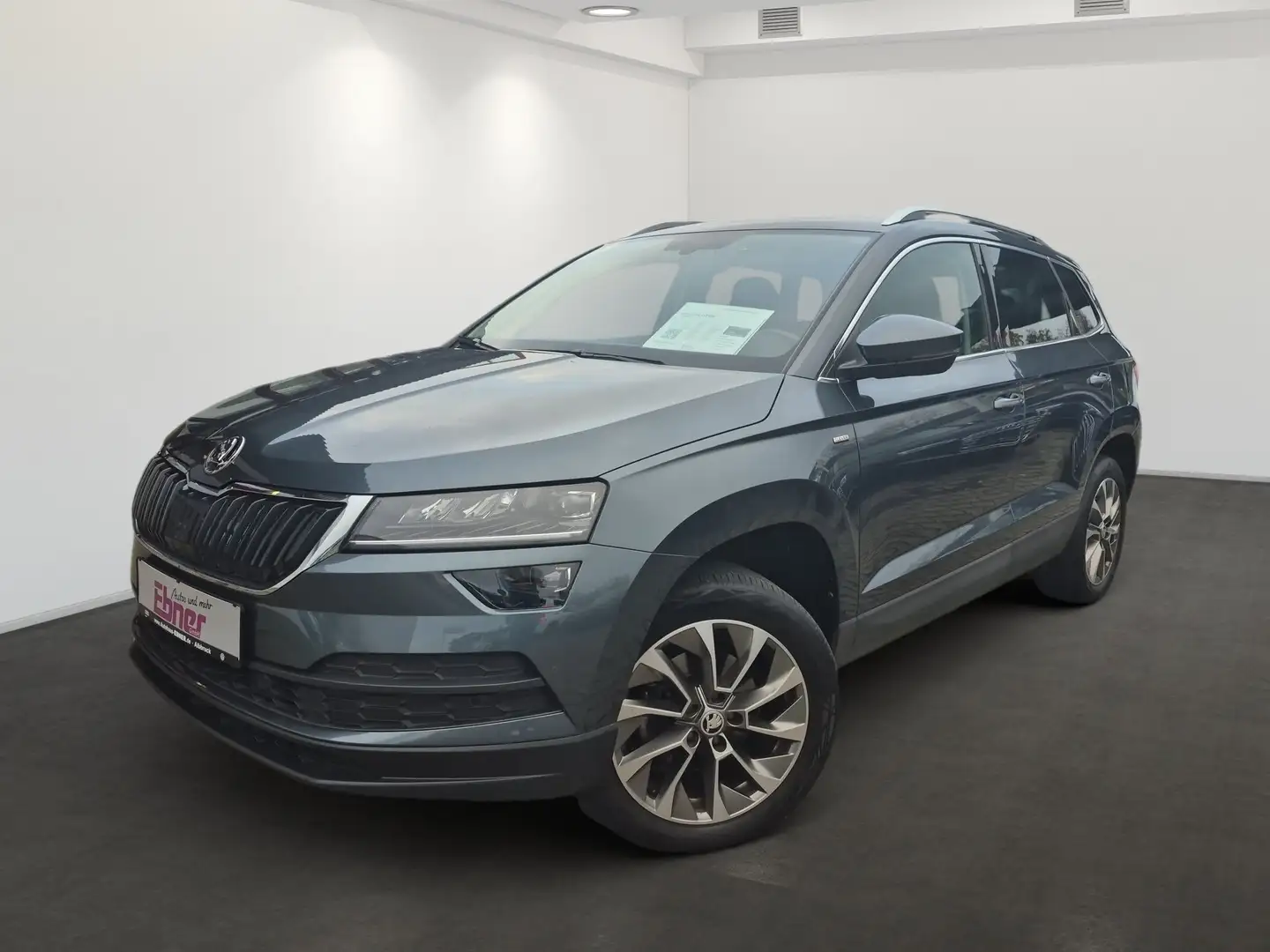 Skoda Karoq CLEVER 1.5TSI DSG AHK+KAMERA+LED+NAVI-APP+GRA+17 A Grau - 2
