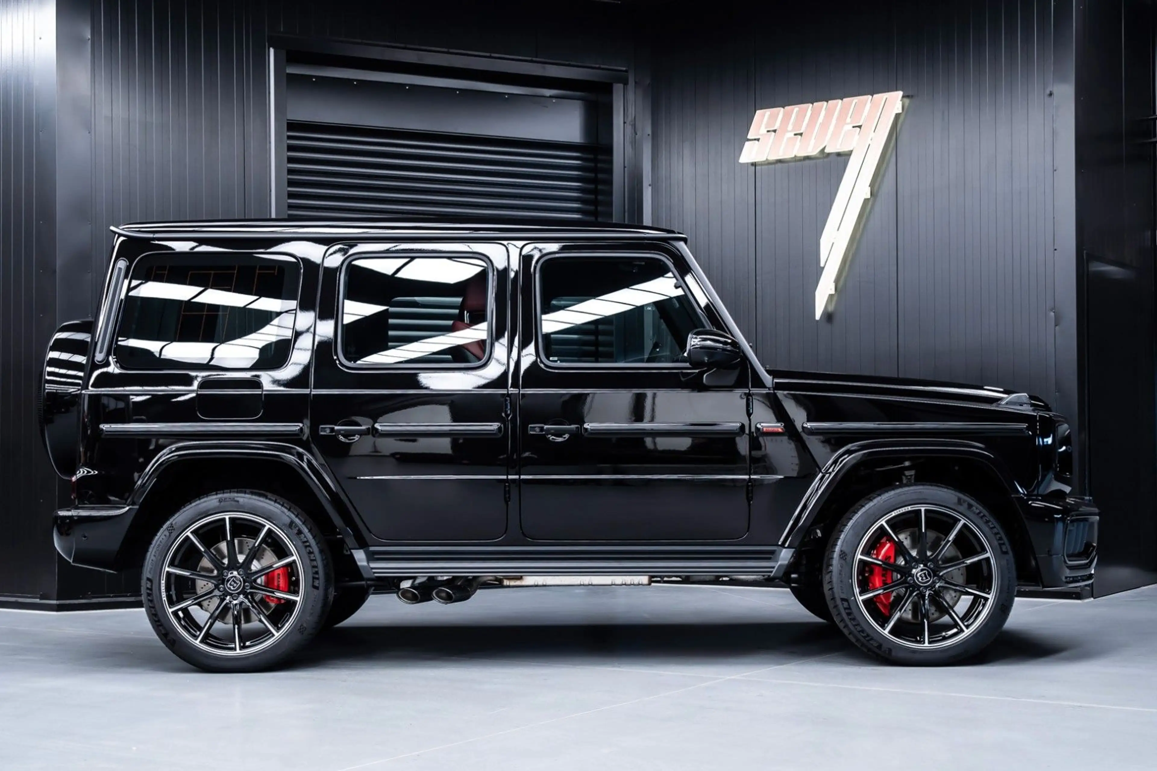 Mercedes-Benz G 63 AMG BRABUS Individualized — photo 3