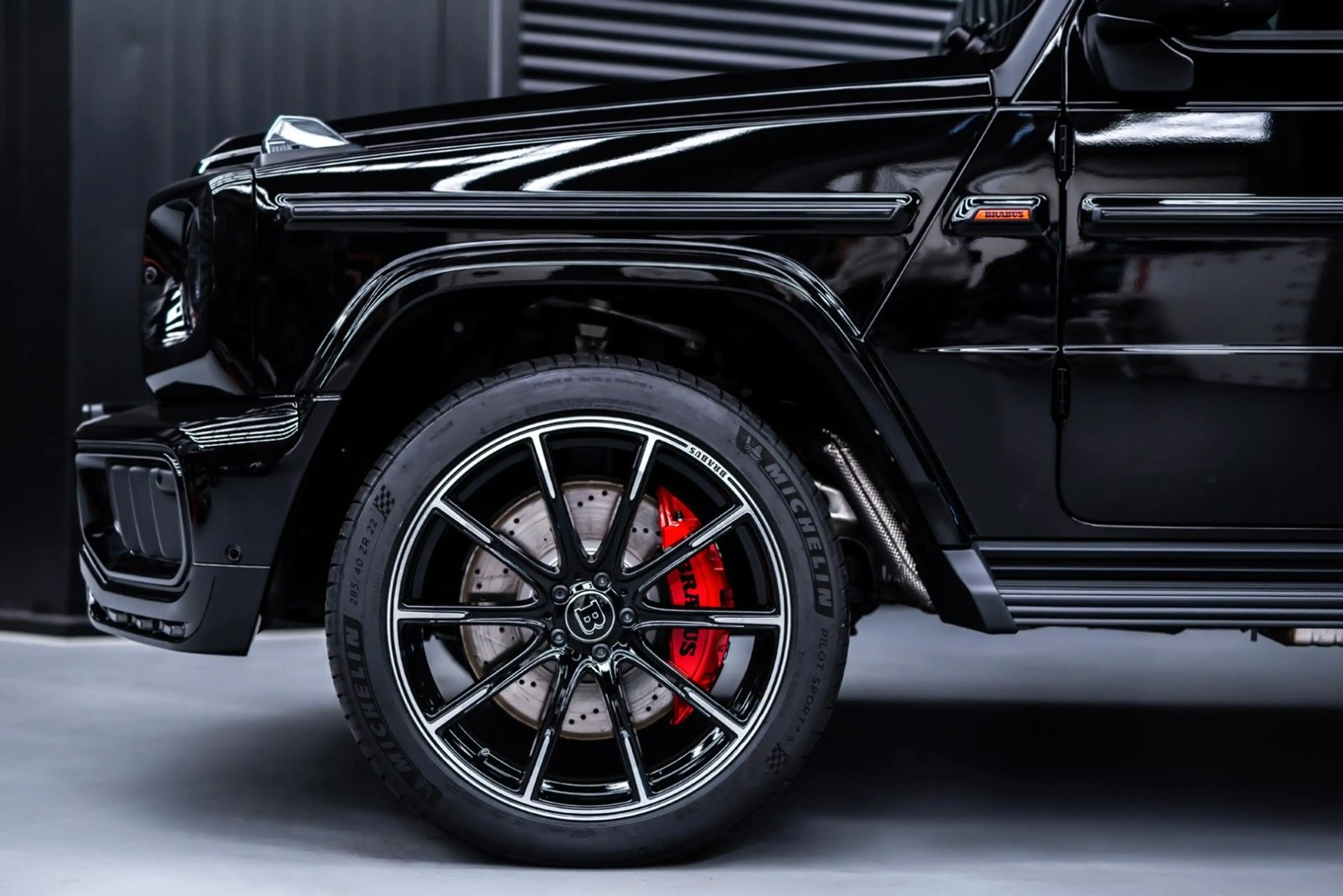 Mercedes-Benz G 63 AMG BRABUS Individualized — photo 8