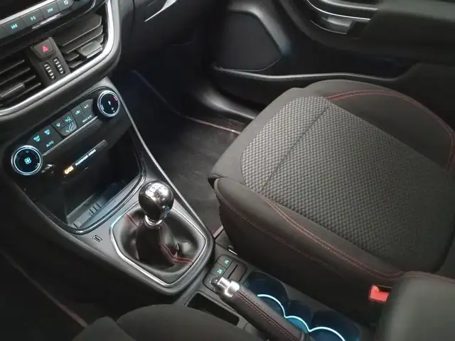 Ford Puma view 19