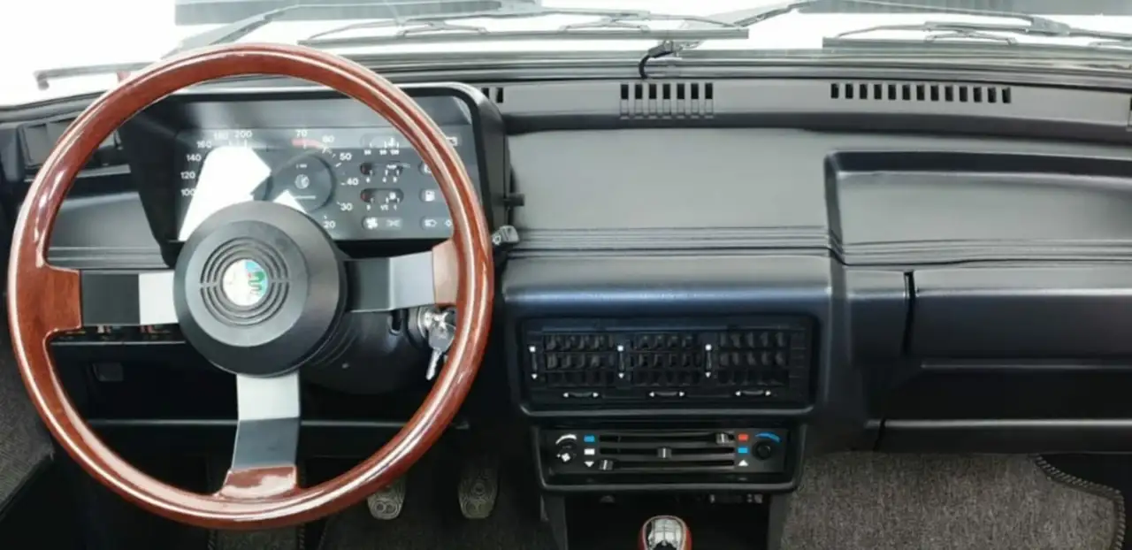 Alfa Romeo Giulietta 1.8, foto 6