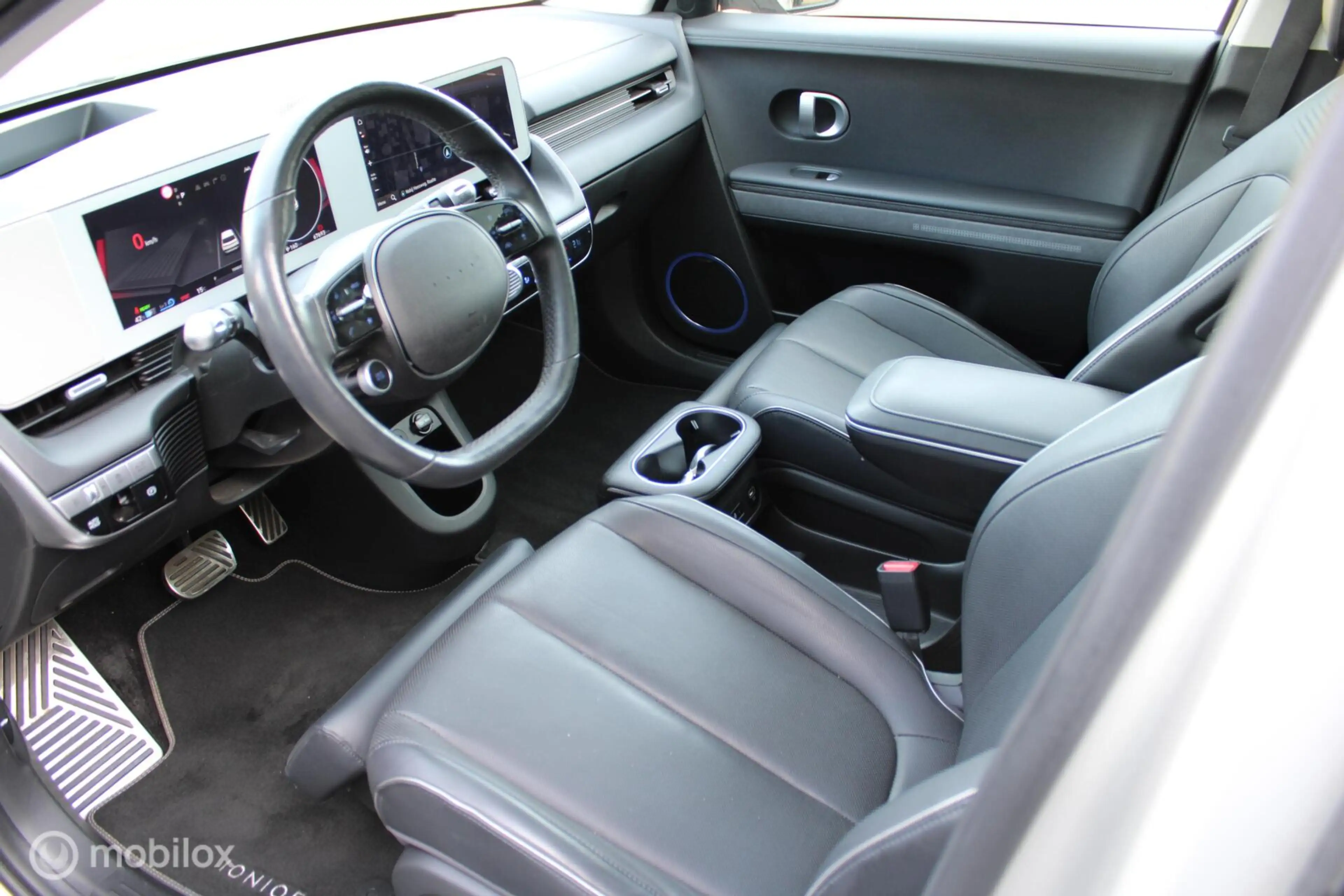 Hyundai IONIQ 5 Lounge 77.4 kWh, Panoramadak, Leer, Stoelverwarmin — photo 6
