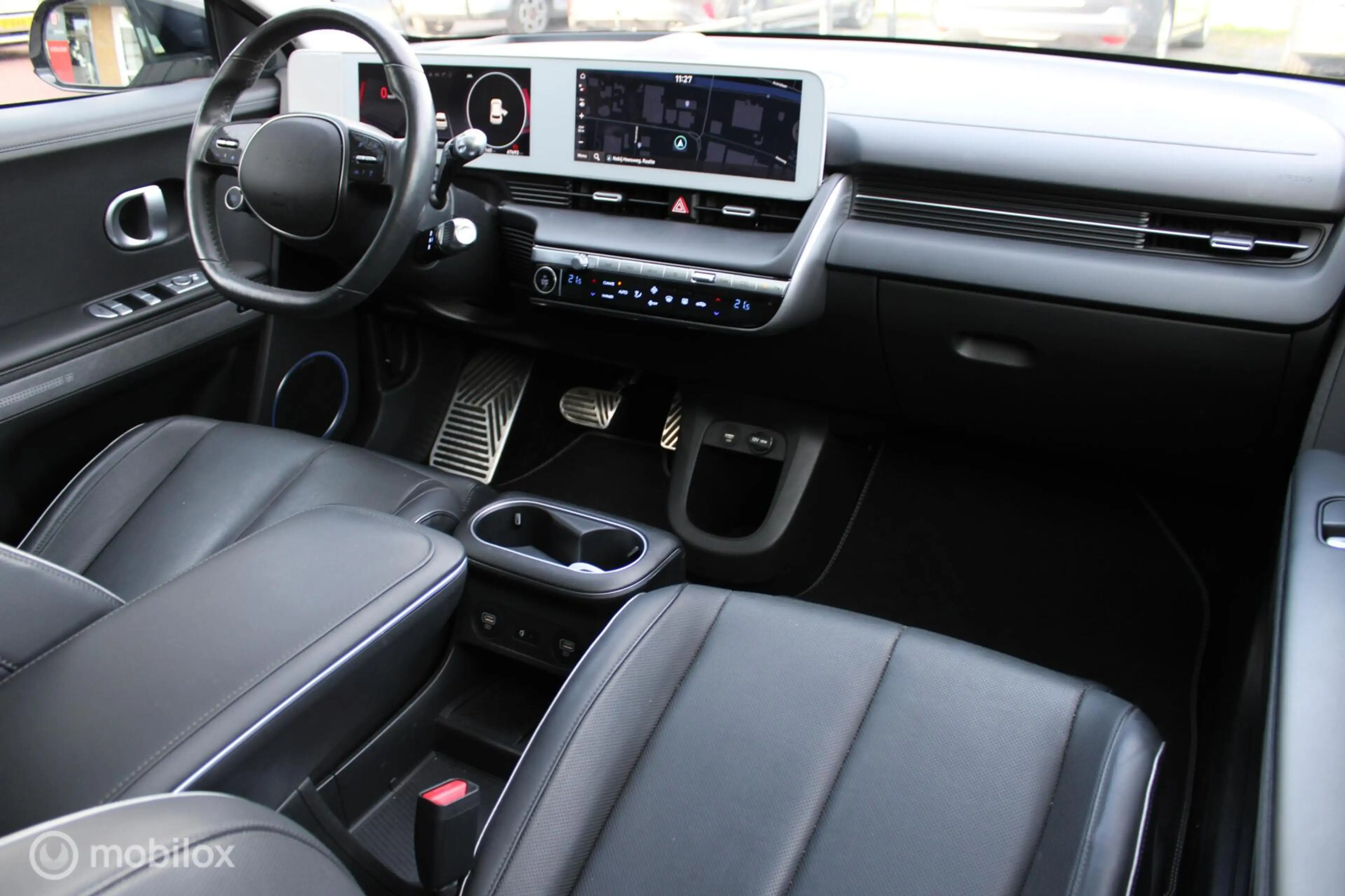 Hyundai IONIQ 5 Lounge 77.4 kWh, Panoramadak, Leer, Stoelverwarmin — photo 2