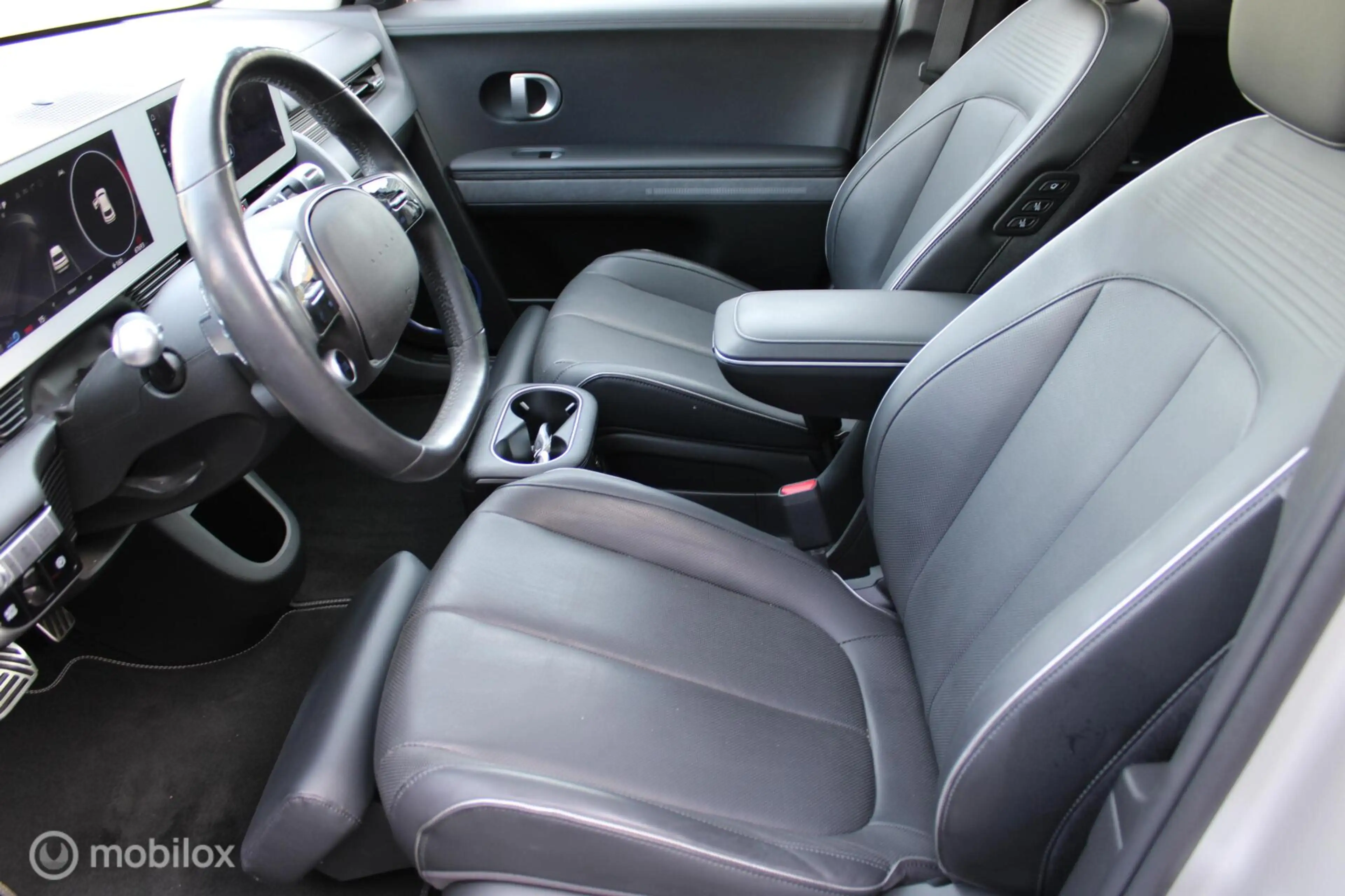 Hyundai IONIQ 5 Lounge 77.4 kWh, Panoramadak, Leer, Stoelverwarmin — photo 14