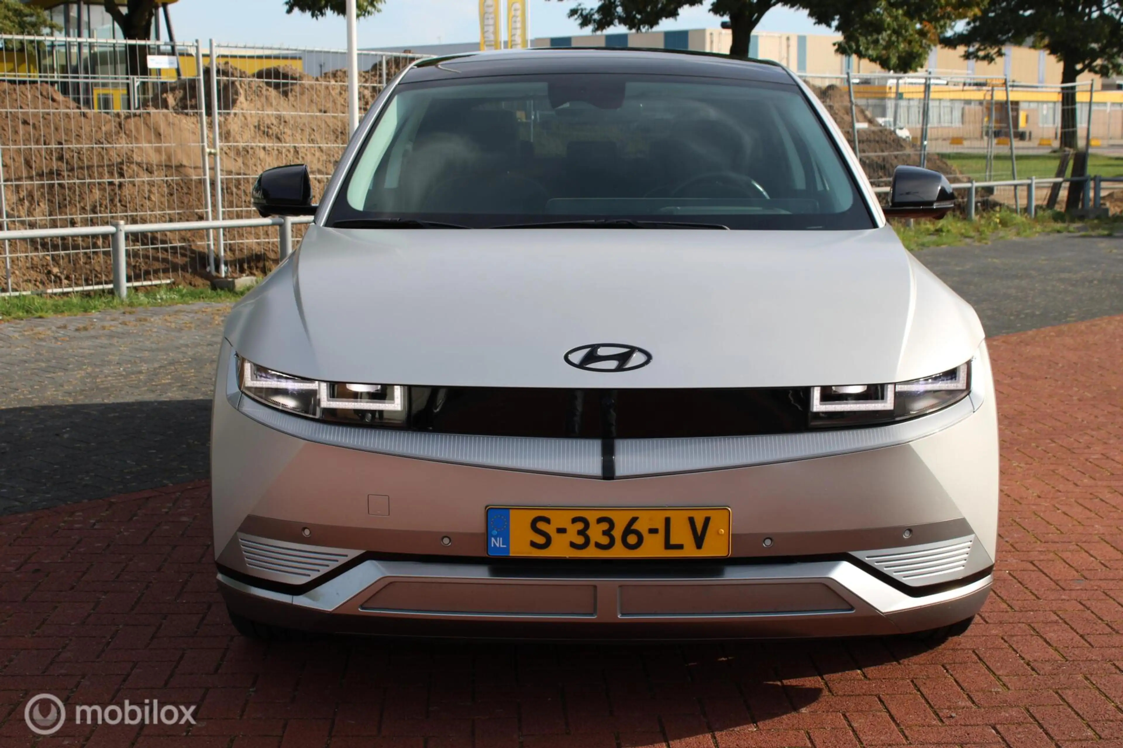 Hyundai IONIQ 5 Lounge 77.4 kWh, Panoramadak, Leer, Stoelverwarmin — photo 11