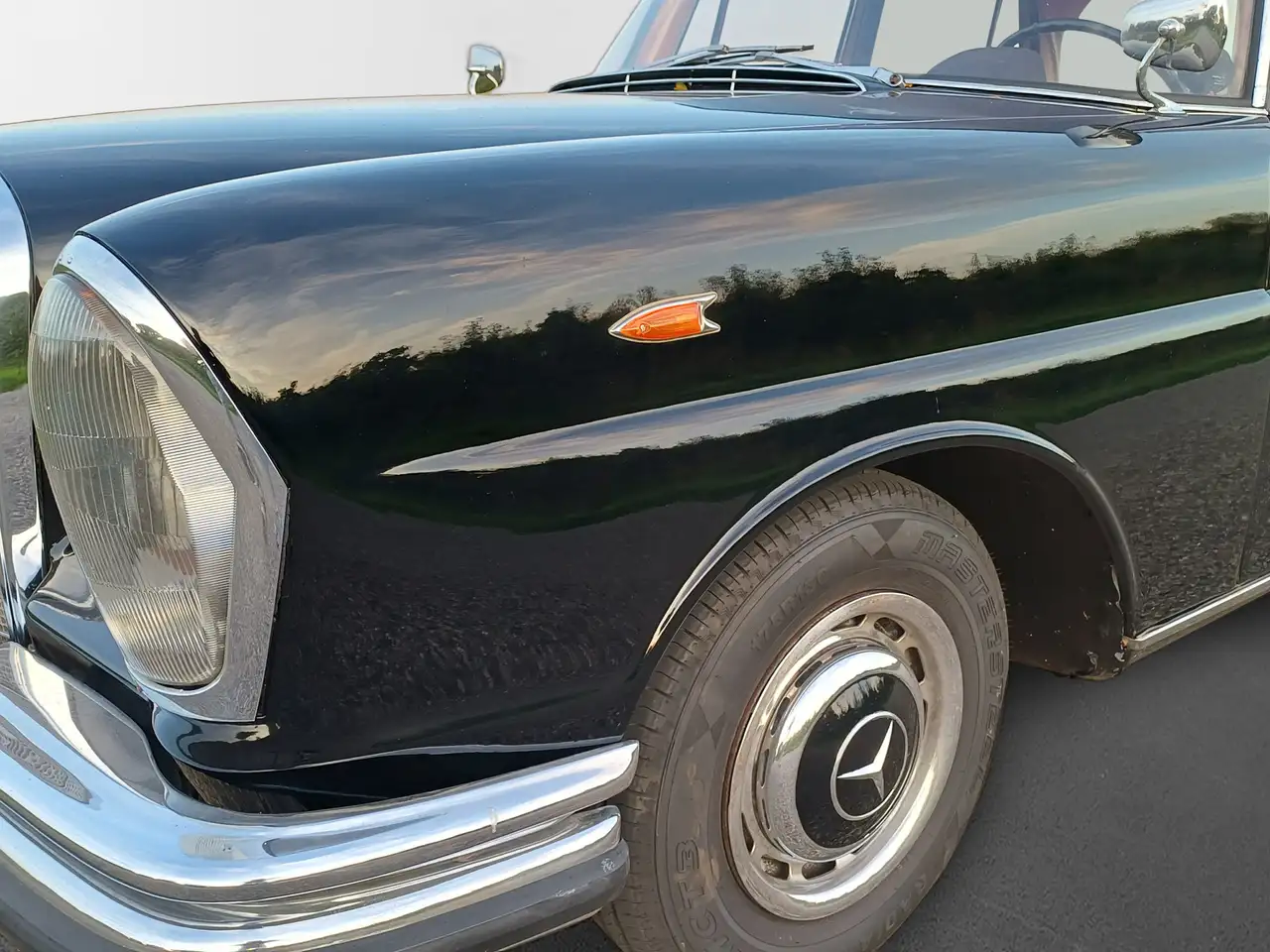 Mercedes-Benz 220 S W111 "Heckflosse" / Opknapper / Rijdt, remt en s, foto 10