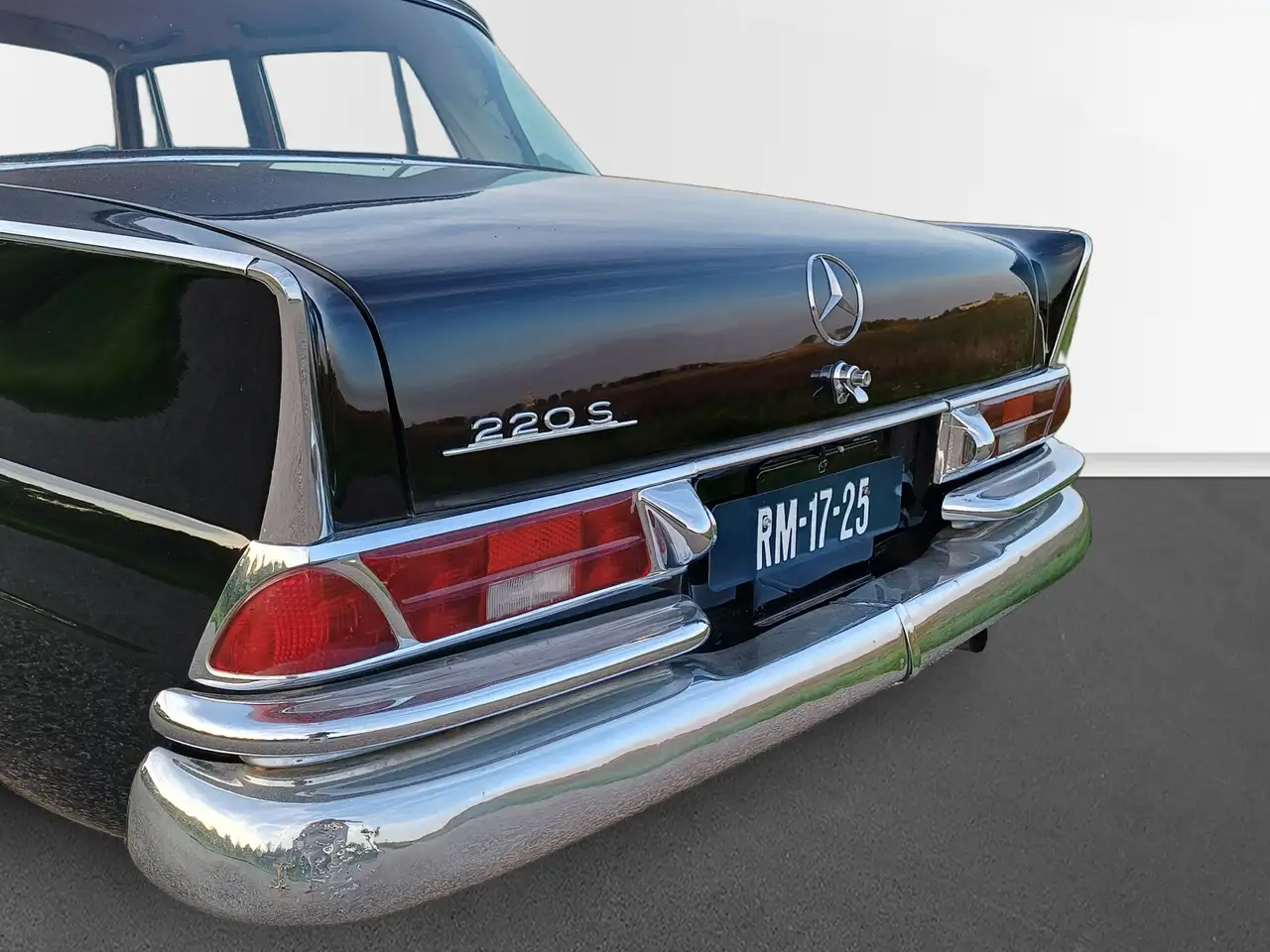 Mercedes-Benz 220 S W111 "Heckflosse" / Opknapper / Rijdt, remt en s, foto 12