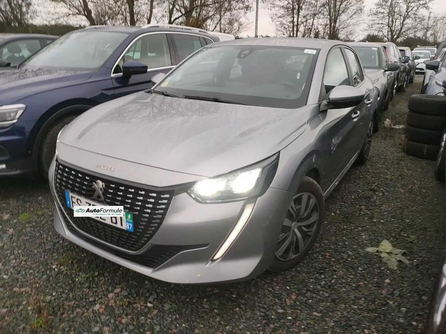 Peugeot 208 1.5 BlueHDI 100ch Active Business 5 portes 2020 Gris - 1