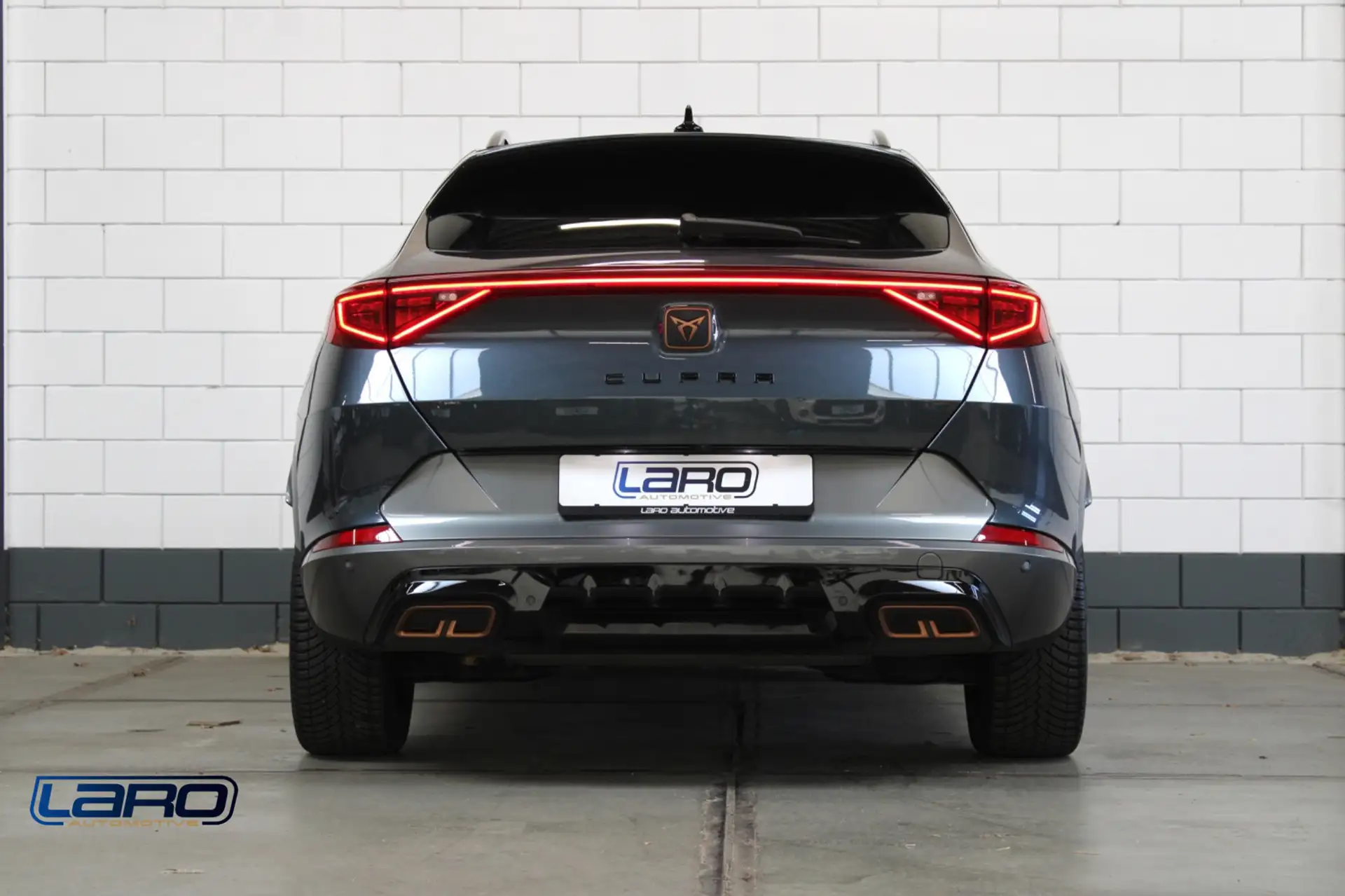 쿠프라 Formentor 1.4 eTSI Plug-in Hybrid 2021 건메탈 사진 6