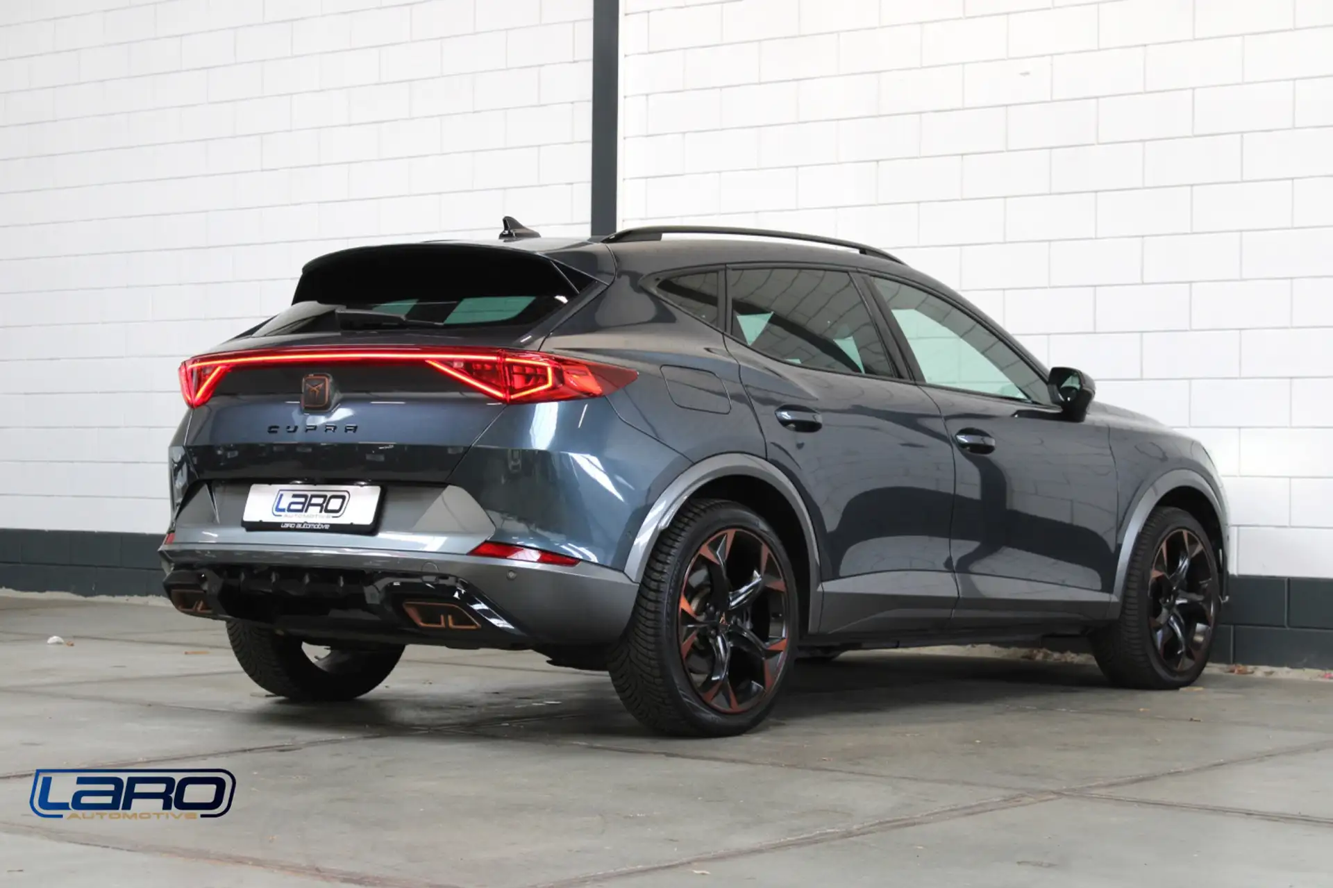 쿠프라 Formentor 1.4 eTSI Plug-in Hybrid 2021 건메탈 사진 4