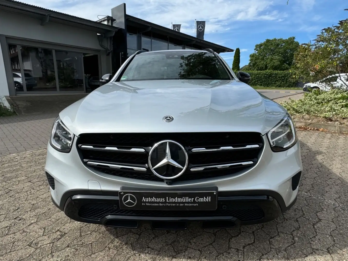 Mercedes-Benz GLC 220 d Exclusiv Pano+AHK+360°+Comand+Carplay+LED Silber - 2