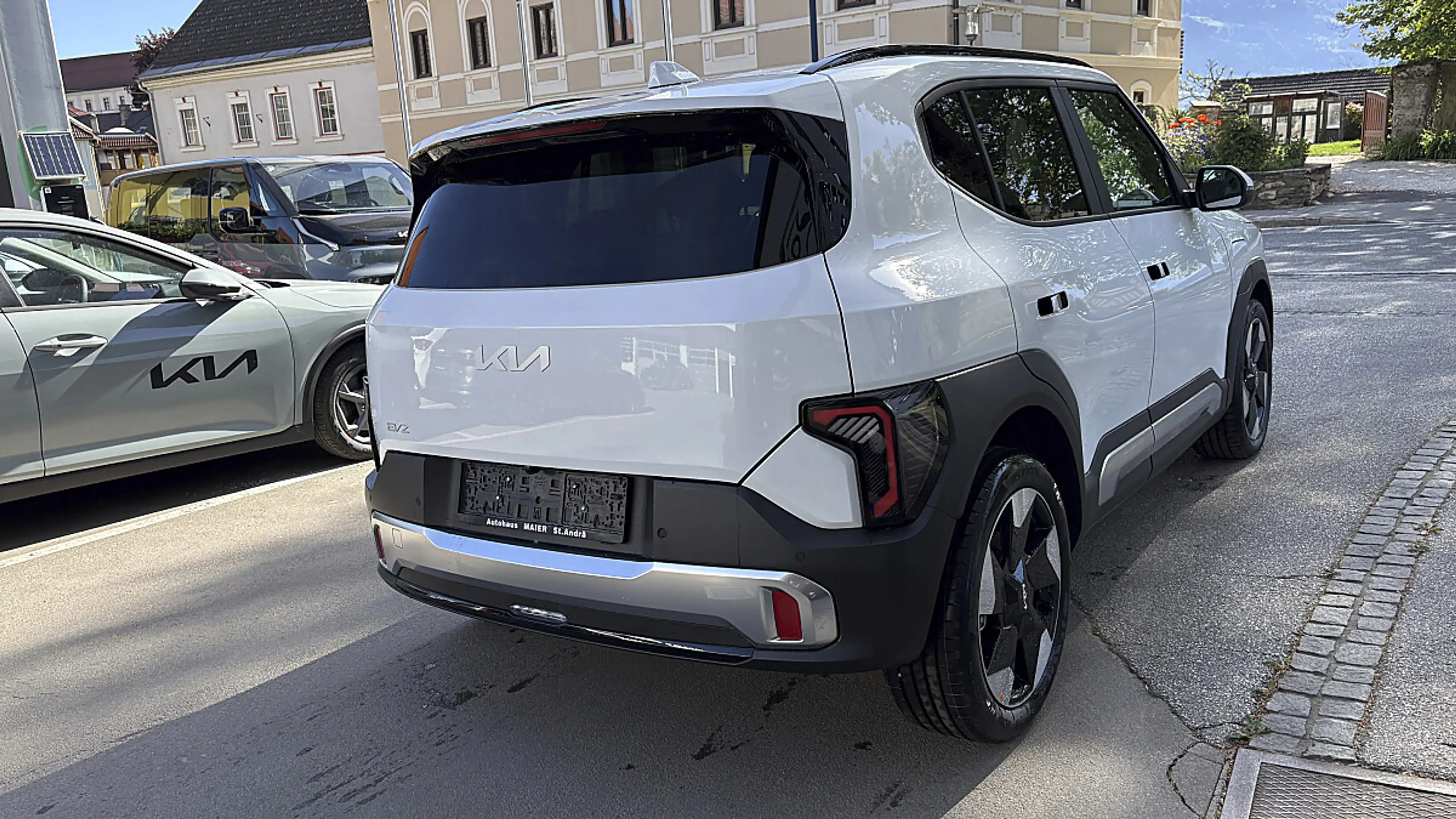 Kia EV2 5S FWD 42,2kWh Earth +P1 +P2 — photo 3