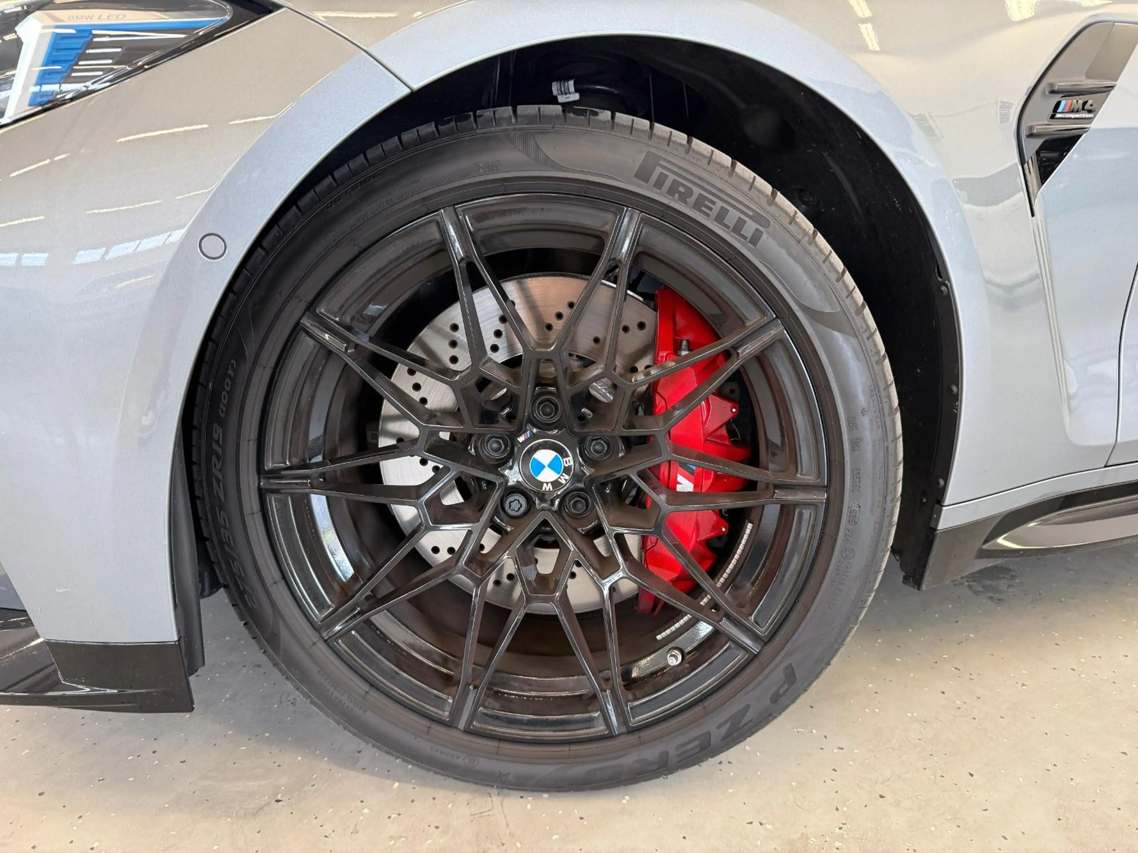 BMW M4 Coupe M xDrive Competition | Mwst Ausw | — photo 9