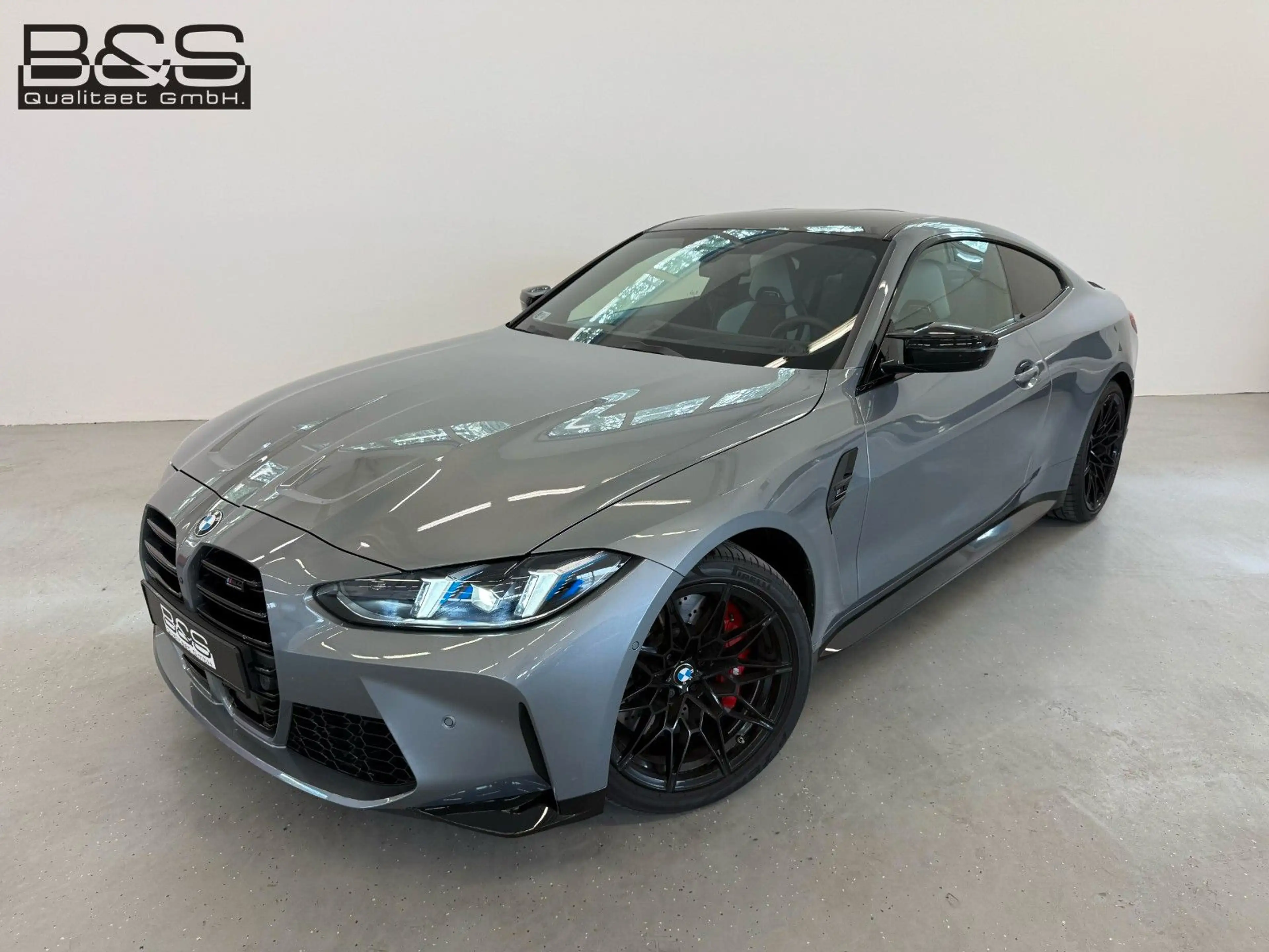 BMW M4 Coupe M xDrive Competition | Mwst Ausw | — photo 2