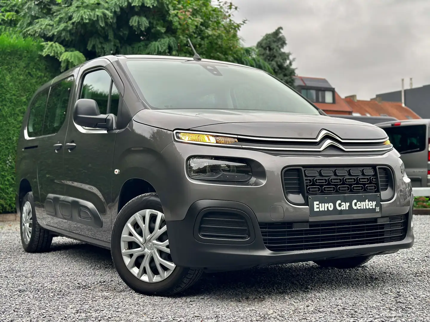 Citroen Berlingo XL BlueHDi 100 Start / 7 Plaats / 5 Deuren Gris - 2