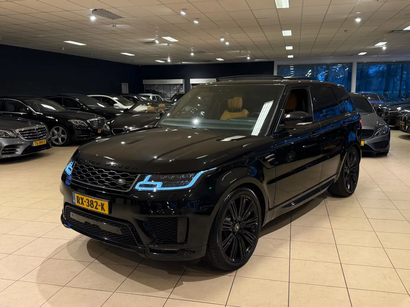 Land Rover Range Rover Sport 3.0 TDV6 HSE Dynamic|Pano|Trekhaak|22”|Black-Editi Noir - 2