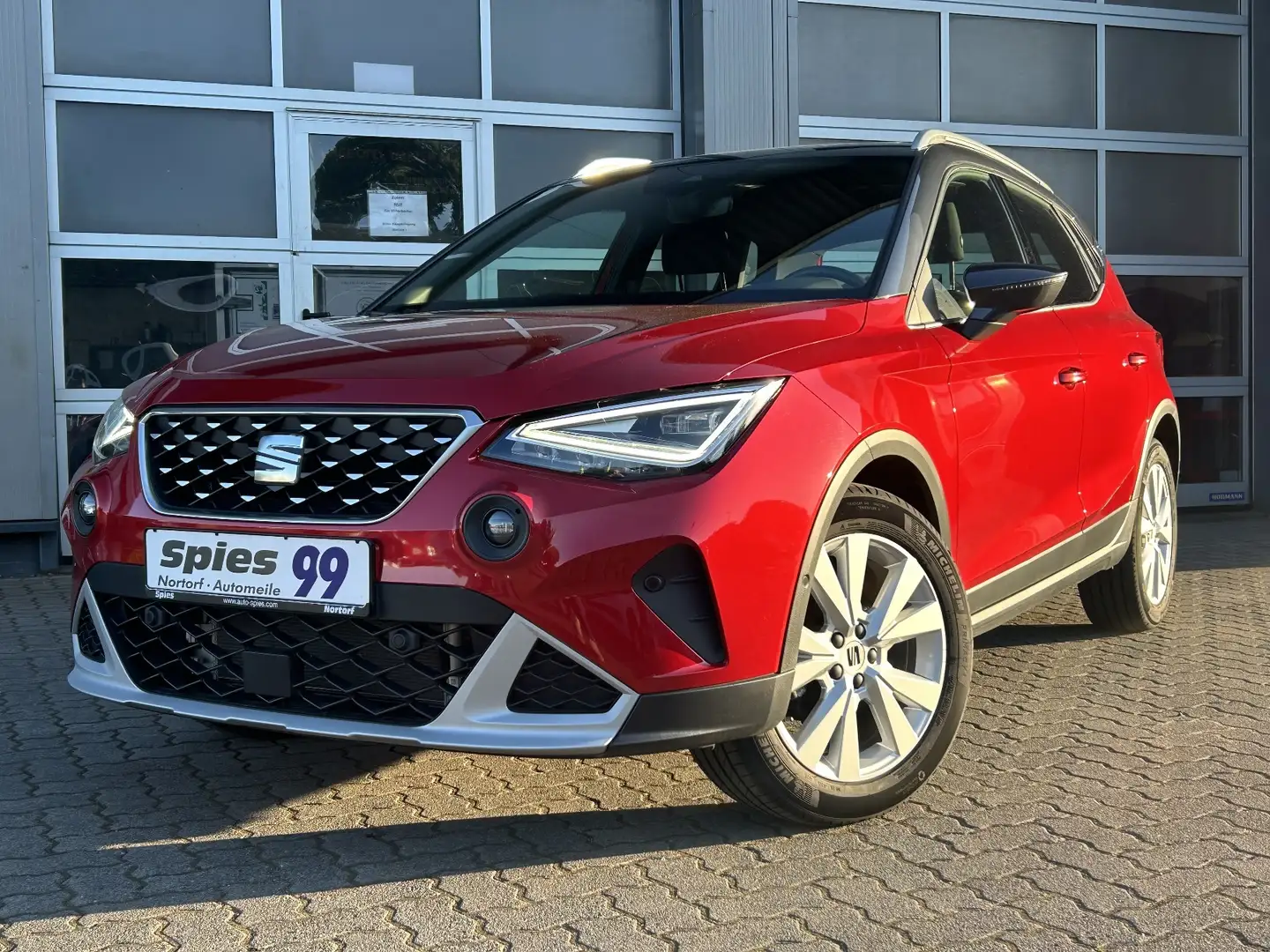 SEAT Arona Xperience Navi Shz Parklenkassi. LED-Licht Rouge - 2