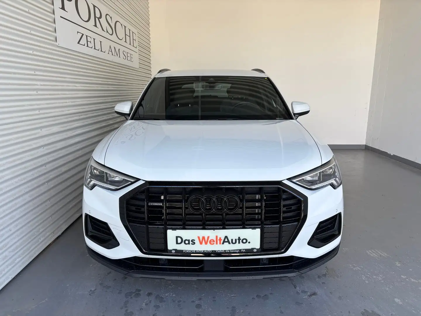 Audi Q3 40 TFSI quattro advanced Weiß - 2