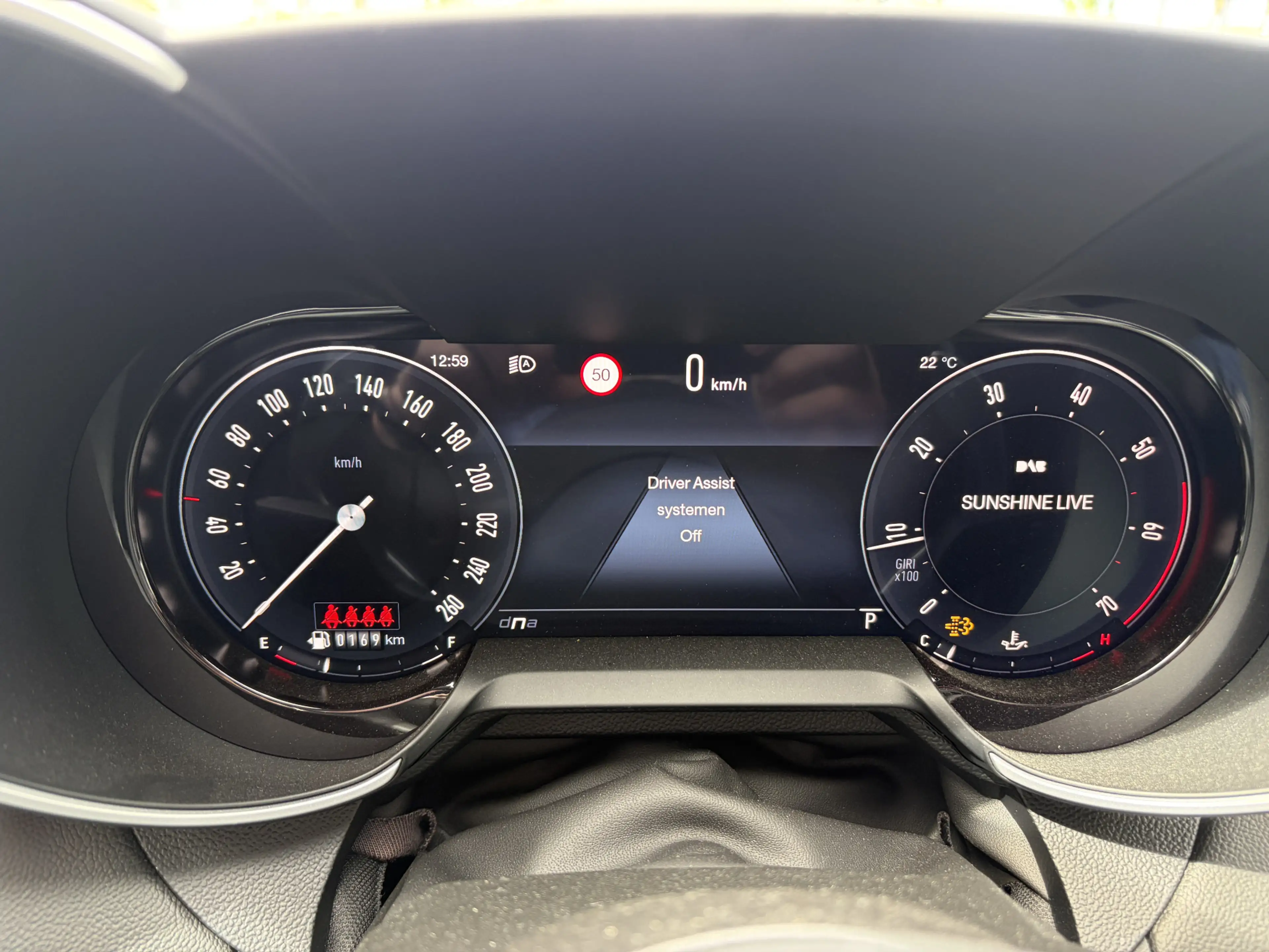 Alfa Romeo Giulia 2.0 T GME AWD Veloce | Panoramadak | 19" Velgen | — photo 14