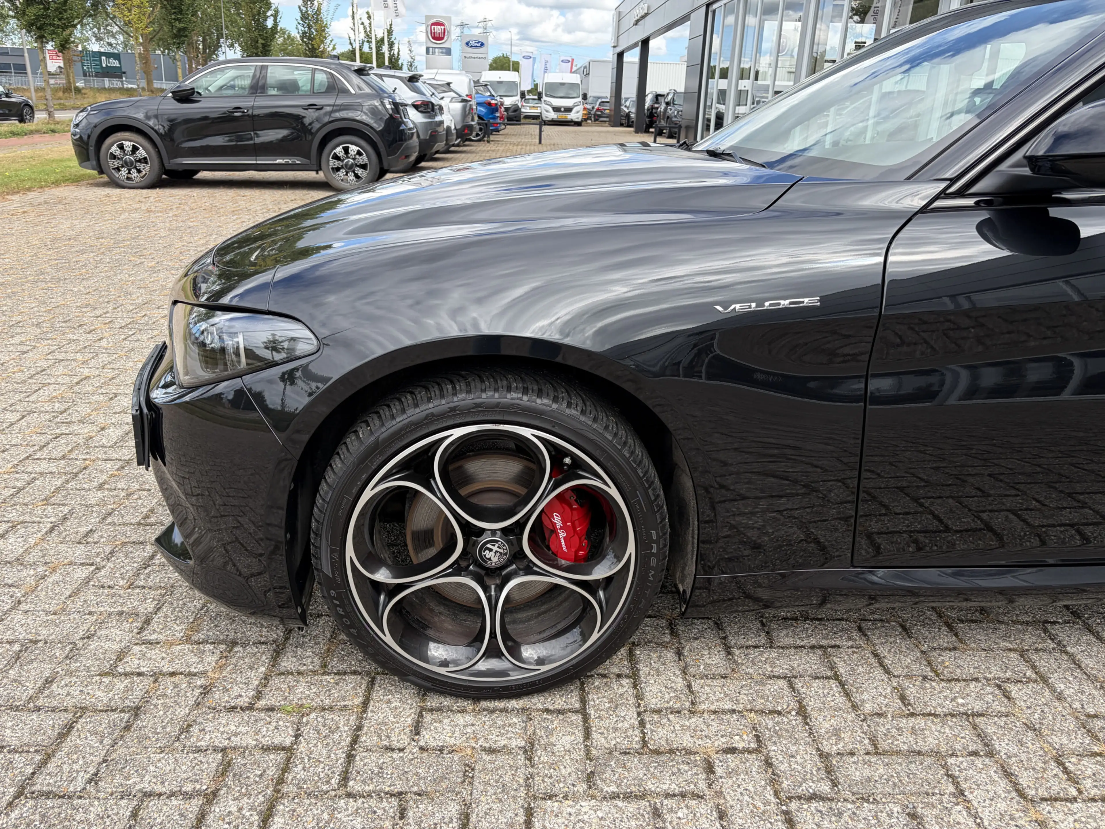 Alfa Romeo Giulia 2.0 T GME AWD Veloce | Panoramadak | 19" Velgen | — photo 7
