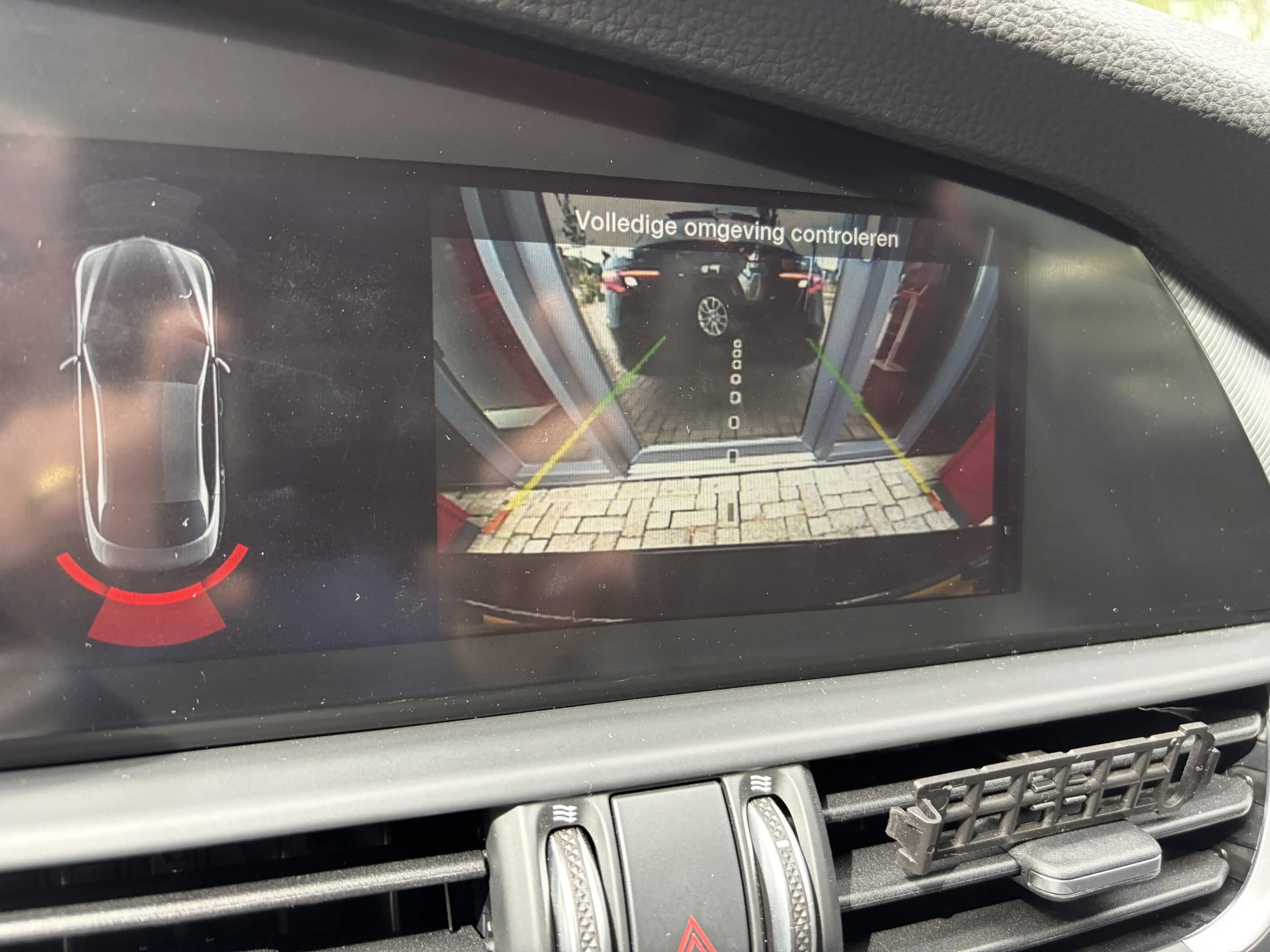 Alfa Romeo Giulia 2.0 T GME AWD Veloce | Panoramadak | 19" Velgen | — photo 15